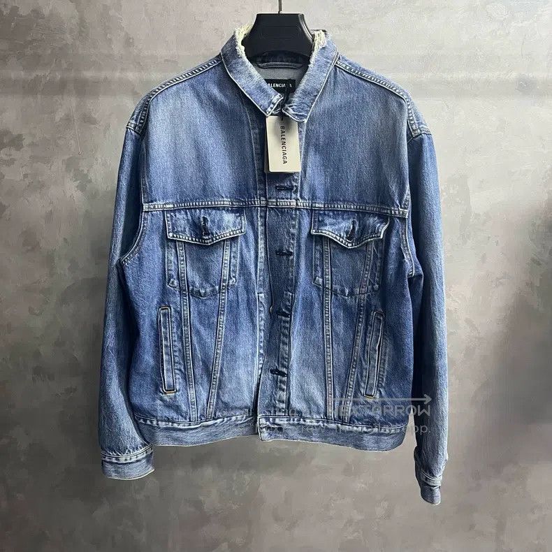 Balenciaga Balenciaga Blue Solid Lapel Single Breasted Long Sleeve De Size US M / EU 48-50 / 2 - 1 Thumbnail