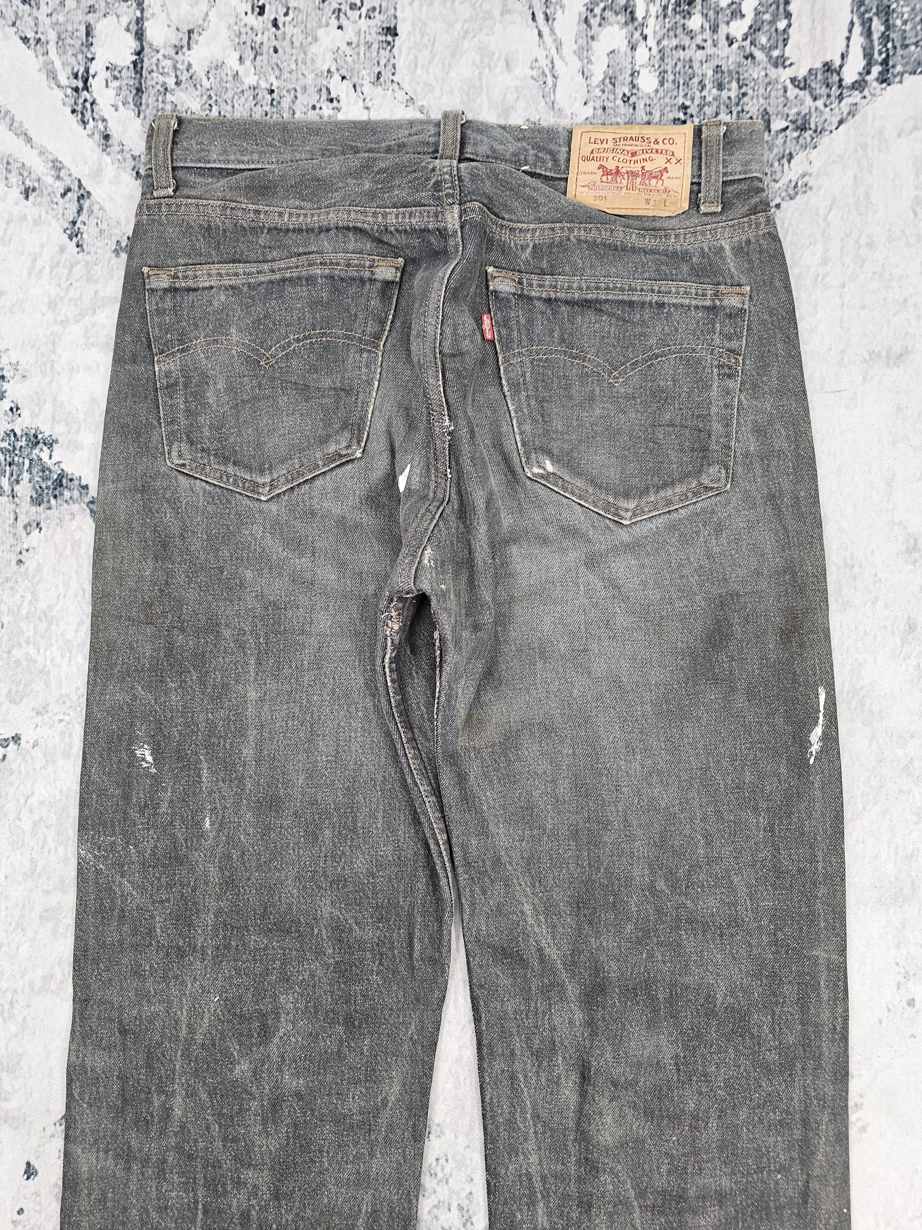 Levi's Vintage LEVIS 501 Ripped Paint Splash Black Jeans L0451 Size US 33 - 9 Thumbnail