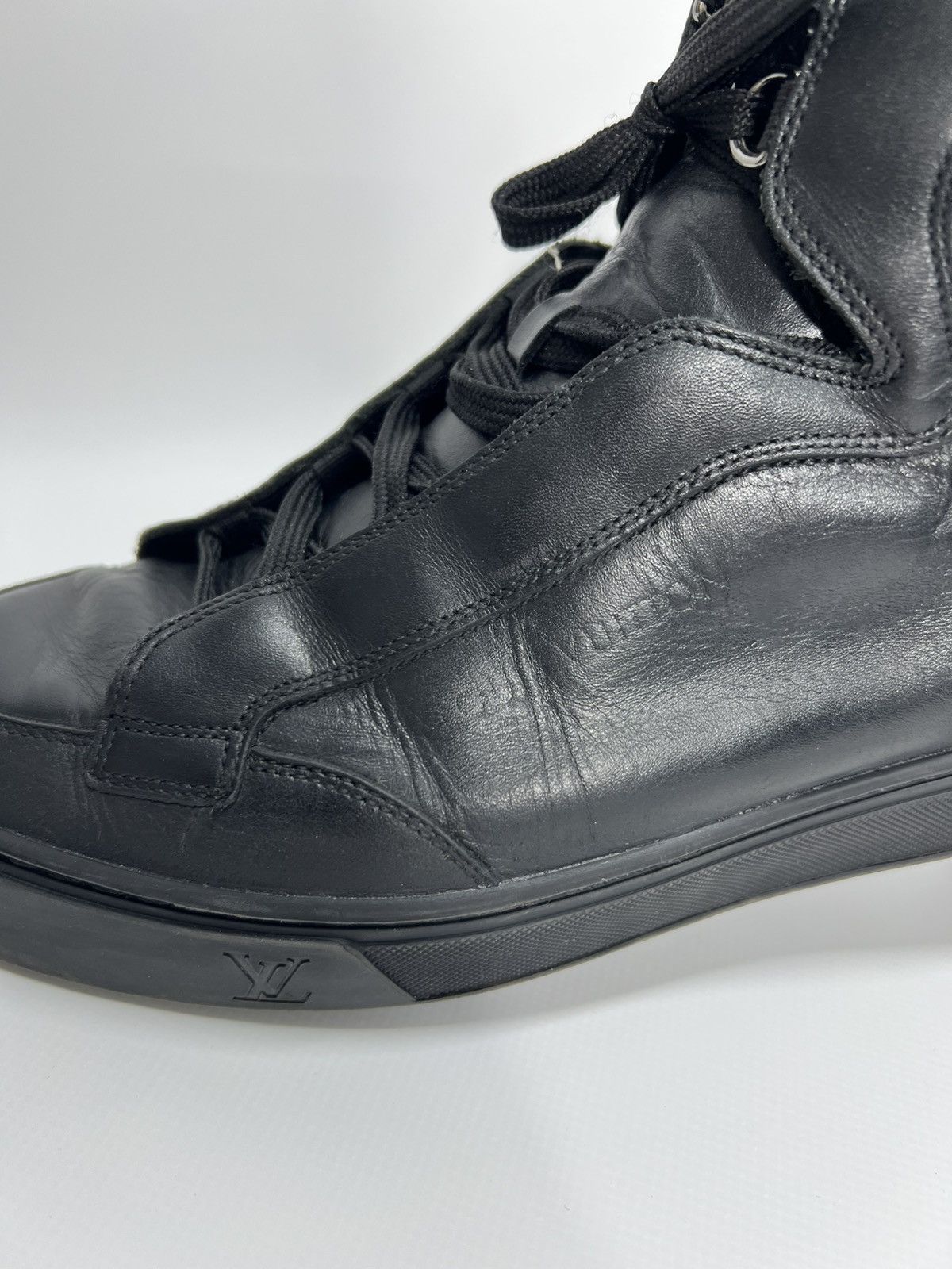Louis Vuitton Vintage streetwear Louis Vuitton Leather Sneakers Sz UK 7.5 Size US 8.5 / EU 41-42 - 13 Thumbnail