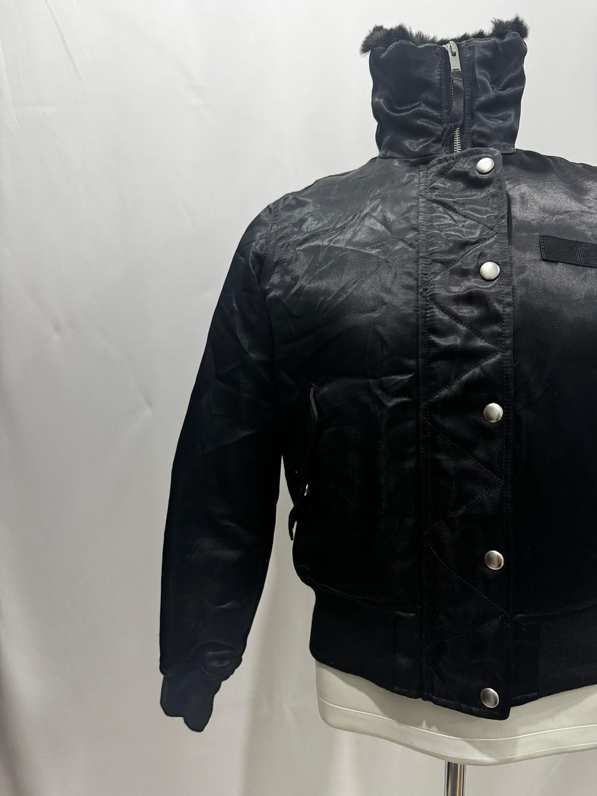 Gap GAP Black Faux Fur Lined Bomber Jacket Size XS / US 0-2 / IT 36-38 - 5 Thumbnail