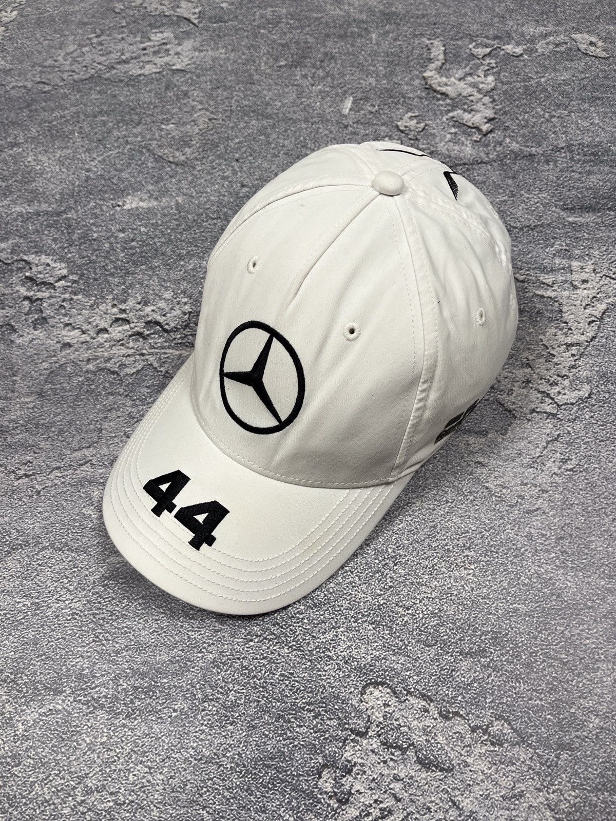 Mercedes-Benz × Vintage Mens Vintage Petronas Mercedes Benz Amg Monster Energy Cap Size ONE SIZE - 1 Thumbnail