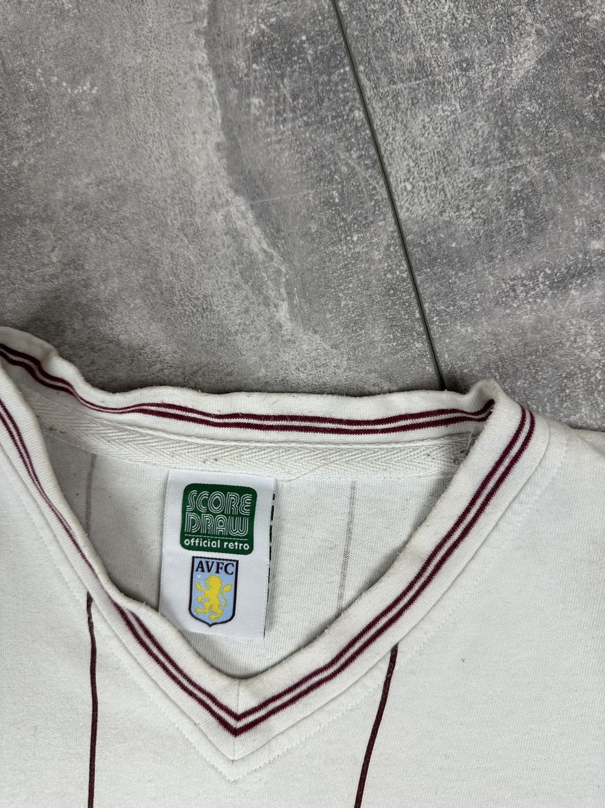 Other Score Draw Aston Villa FC 1982 Retro Cotton T-Shirt Jersey Size US L / EU 52-54 / 3 - 5 Thumbnail