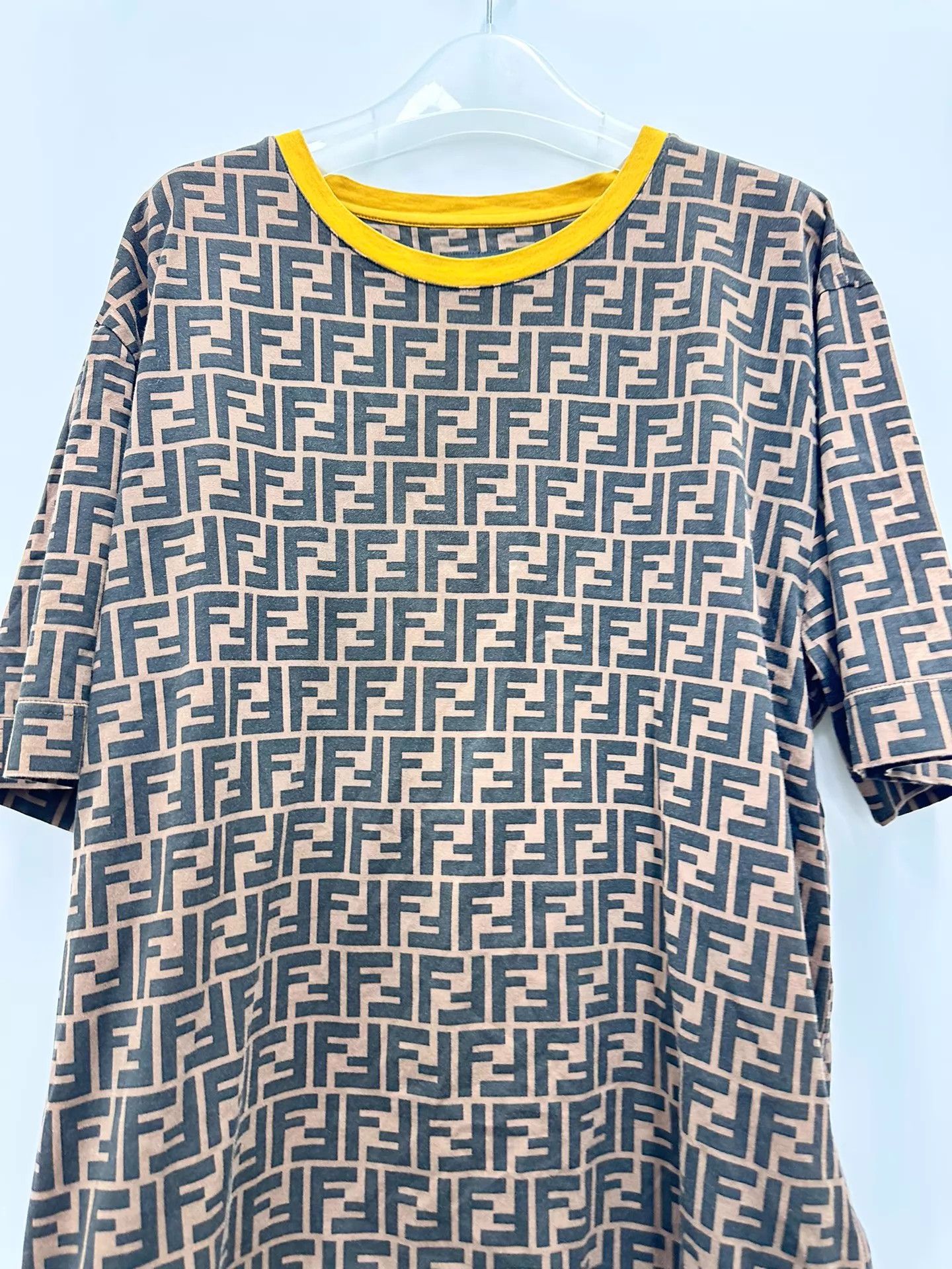 Fendi Fendi All Over Print Short Sleeve Tee L Size US L / EU 52-54 / 3 - 2 Thumbnail