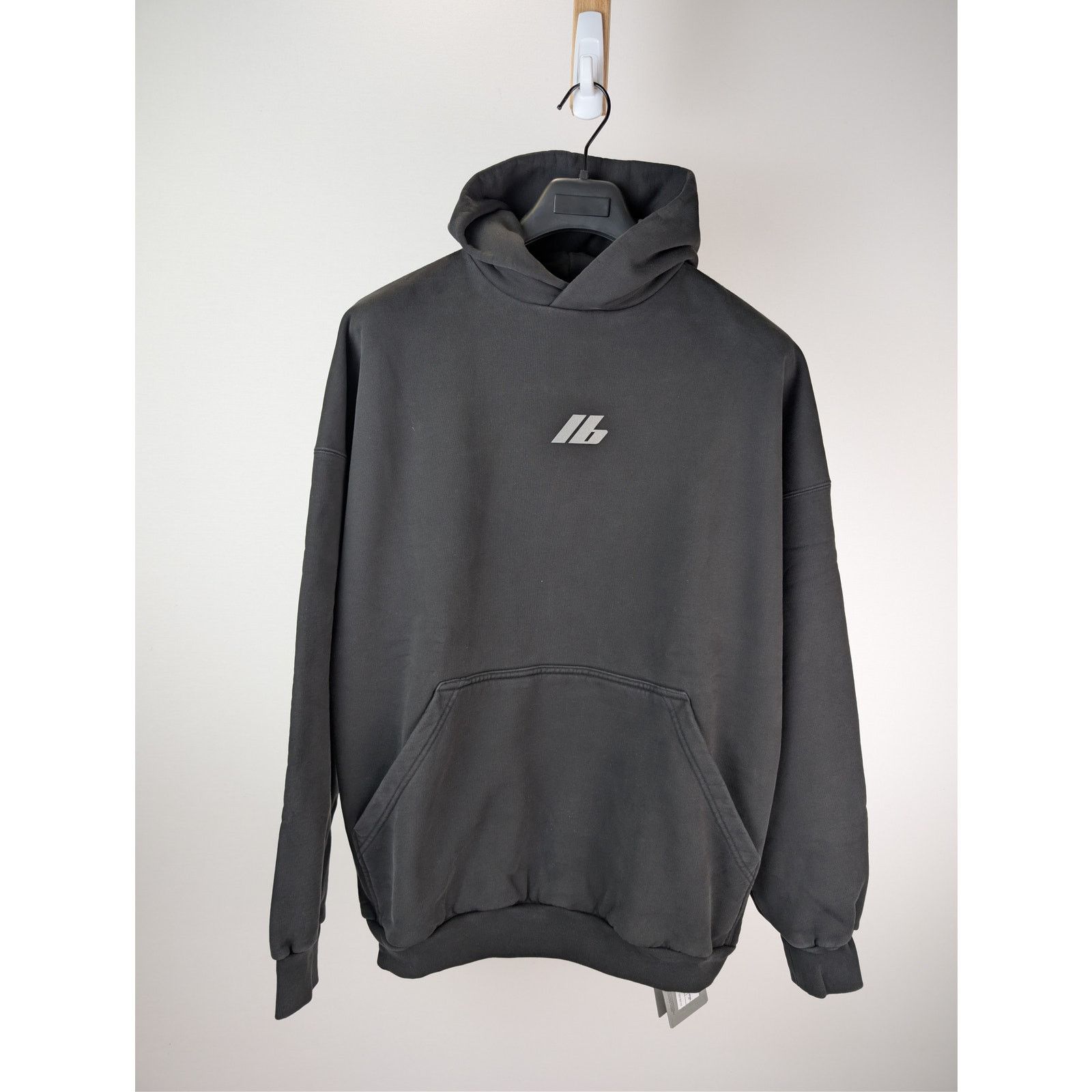 Balenciaga o1rshd1 Q:2/ Activewear Molleton Archetype Large Fit Hoodie Size US S / EU 44-46 / 1 - 9 Thumbnail