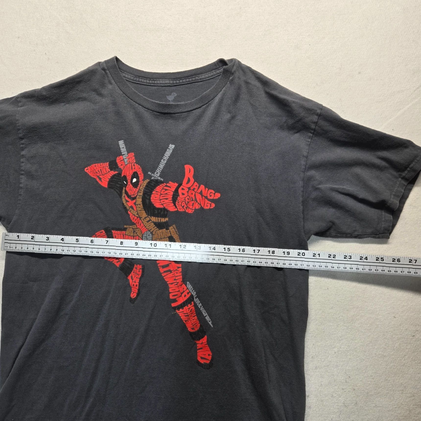 Vintage Marvel Deadpool Shirt Face Gray Graphic Logo Short Sleeve Adult Men's L Large Shirt Mens Gray Marvel Logo Deadpool Graphic 2010s Comic Movie Theme Size US L / EU 52-54 / 3 - 3 Thumbnail