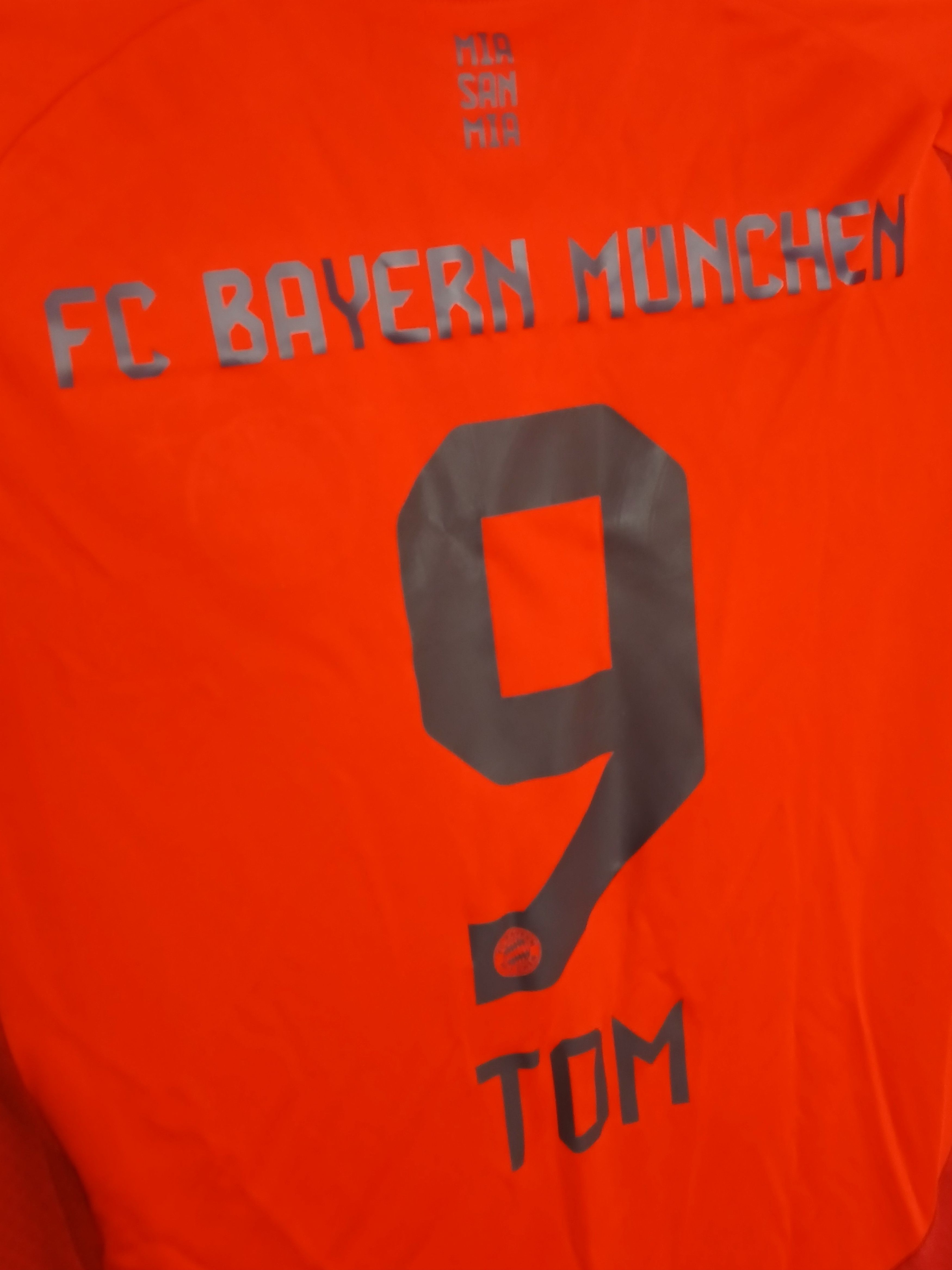 Adidas New KIDS Bayern Munchen 24/25 Home Football Jersey T-Shirt Size US M / EU 48-50 / 2 - 4 Thumbnail