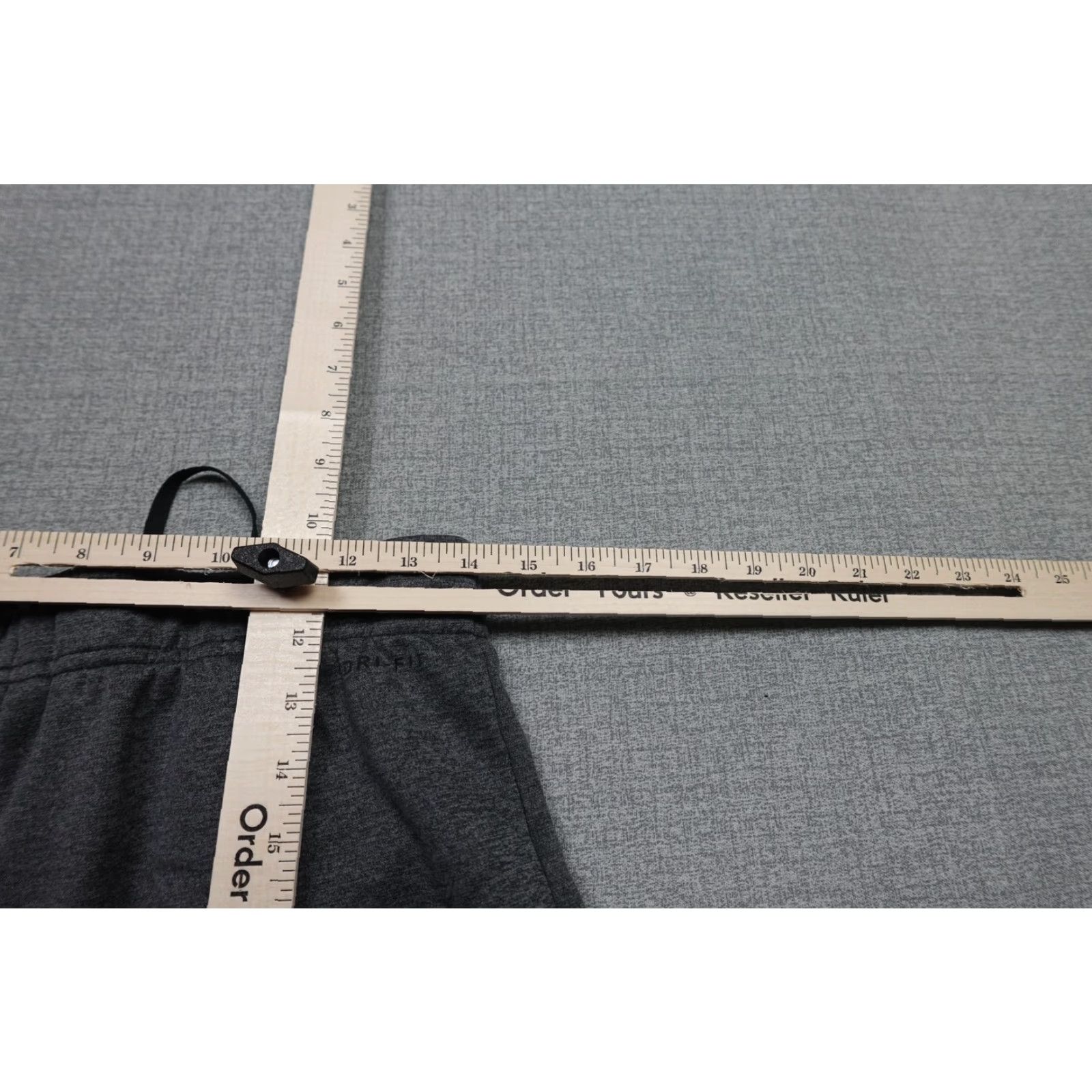 Nike Nike Pants Mens Small Gray Dri-FIT Athletic Joggers Fleece Lined Sweatpants Size US 29 - 6 Thumbnail