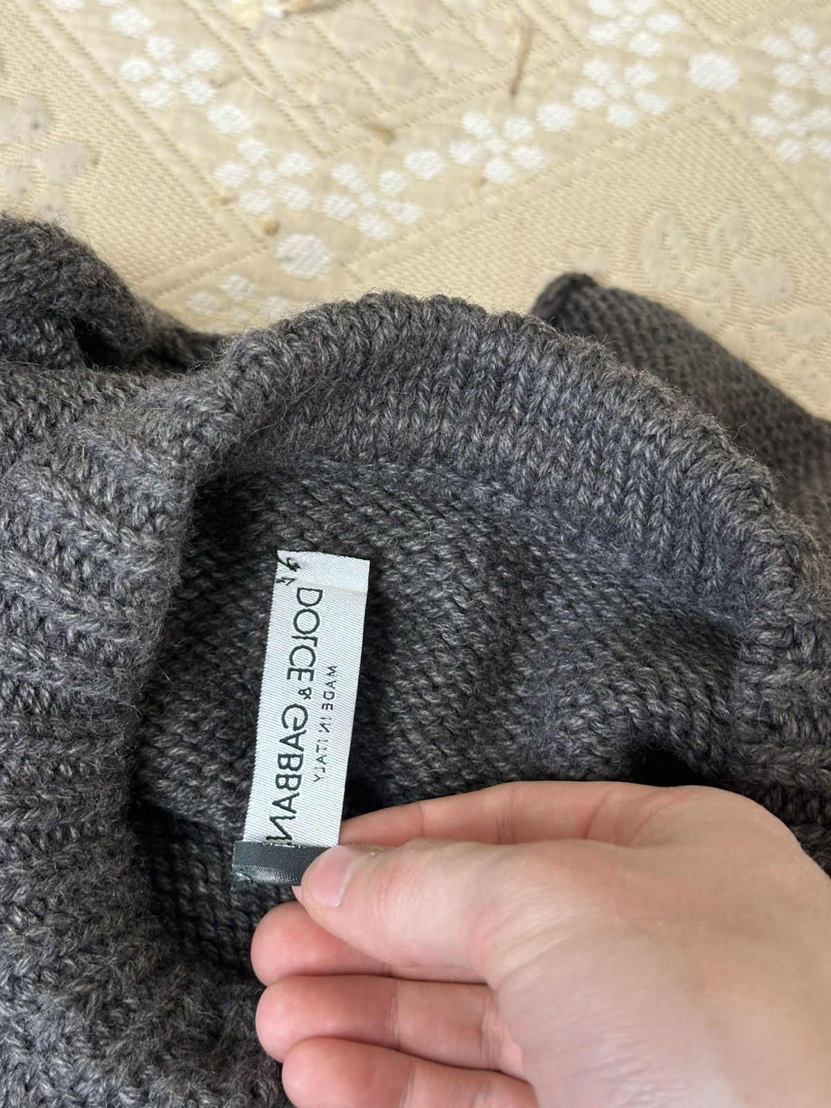Dolce & Gabbana 🔥 Dolce & Gabbana Alpaca Cardigan with Fox Fur Scarf Sweater Size L / US 10 / IT 46 - 8 Thumbnail