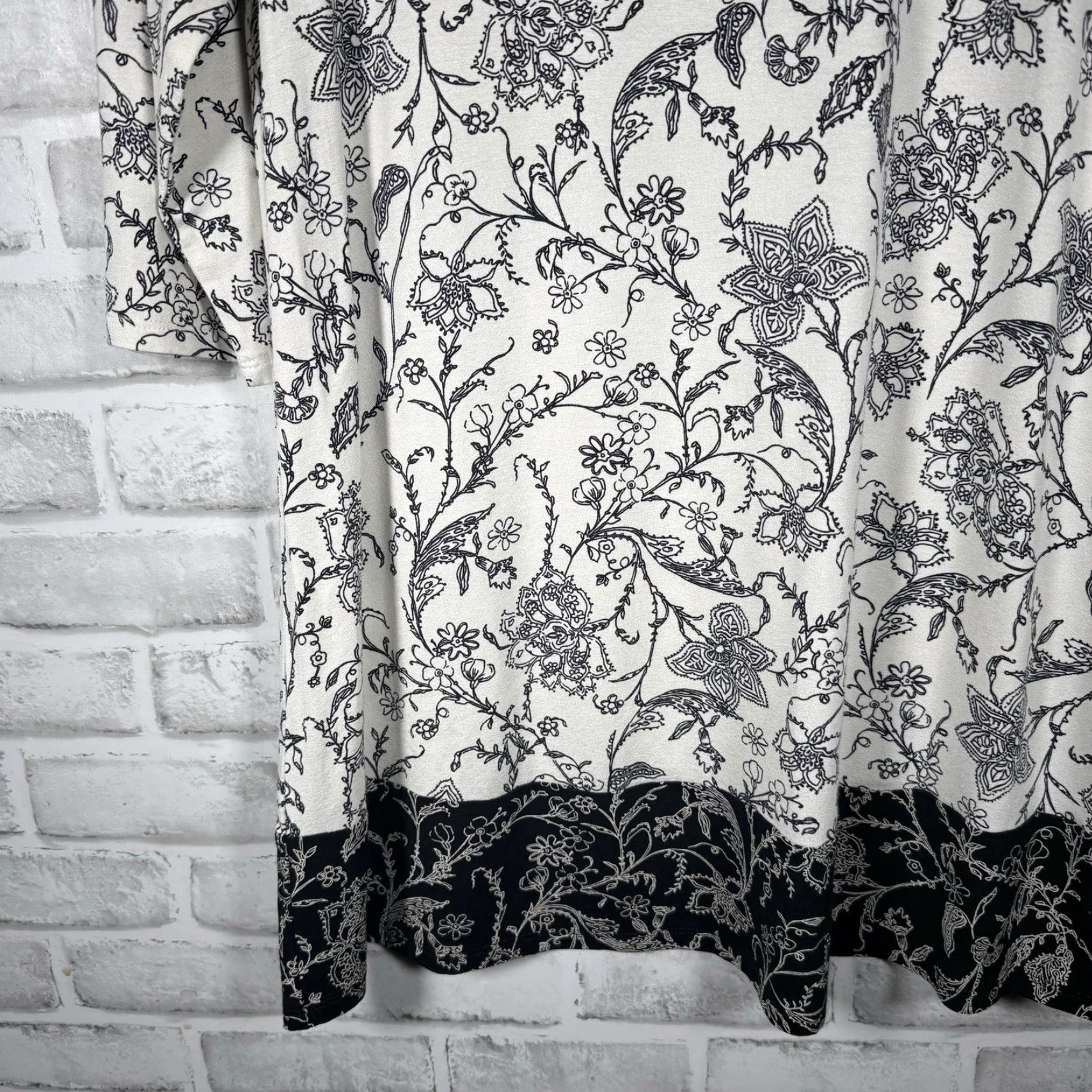J. Jill NWT J. Jill Blouse Flower Print Womens PM Petite Multicolor Size PM Womens Size M / US 6-8 / IT 42-44 - 3 Thumbnail
