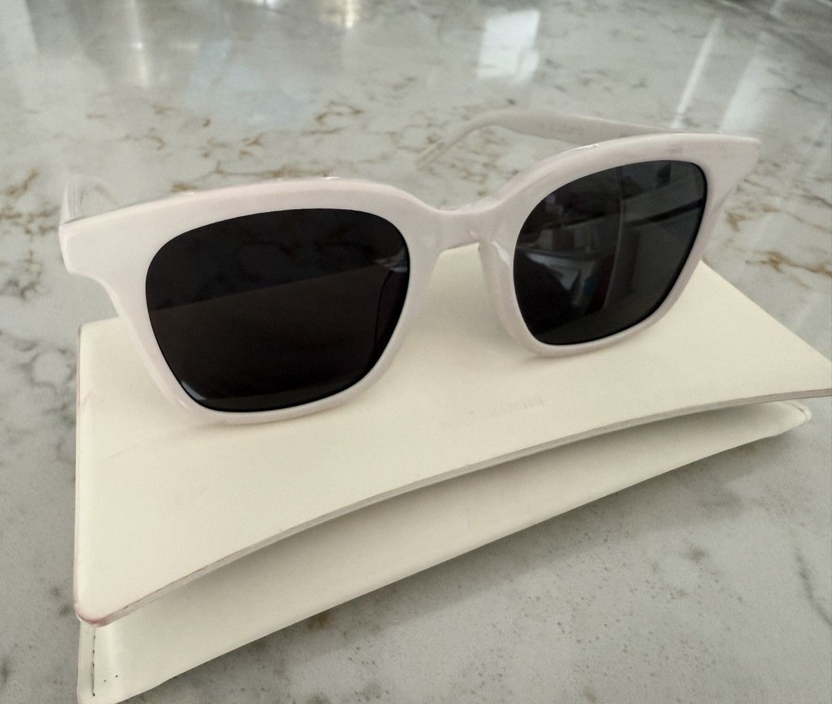 Gentle Monster Gentle Monster x Maison Margiela MM006 – White Size ONE SIZE - 8 Thumbnail