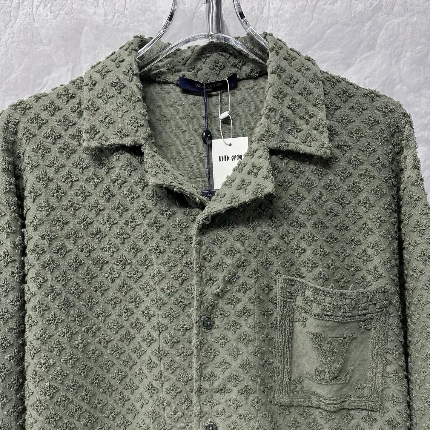 Louis Vuitton Louis Vuitton FW25 Monogram Towel Shirt Coat Size US L / EU 52-54 / 3 - 2 Thumbnail