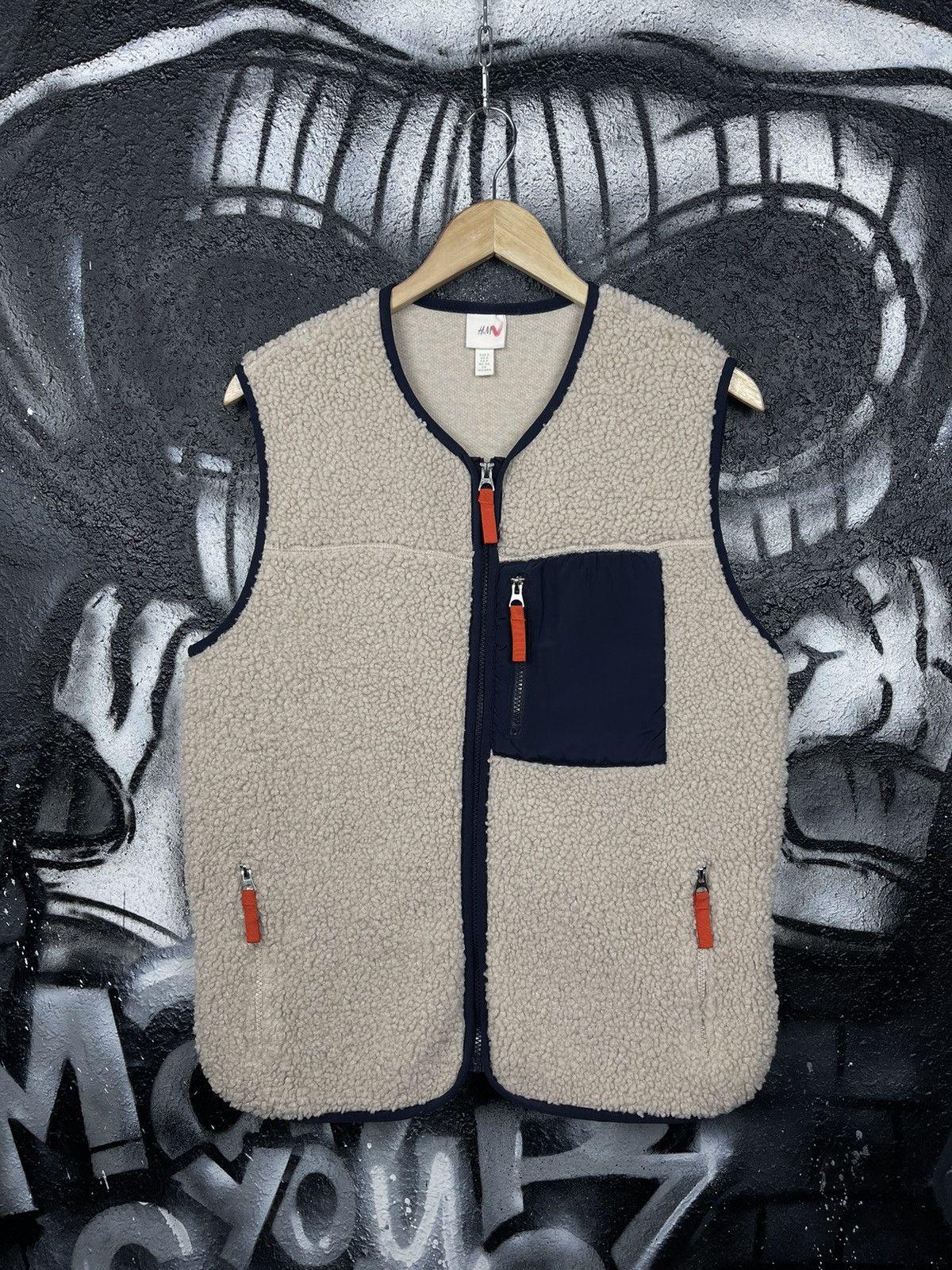 H&M H&M Casual Sherpa Full Zip Teddy Vest Size Small Size US S / EU 44-46 / 1 - 3 Thumbnail