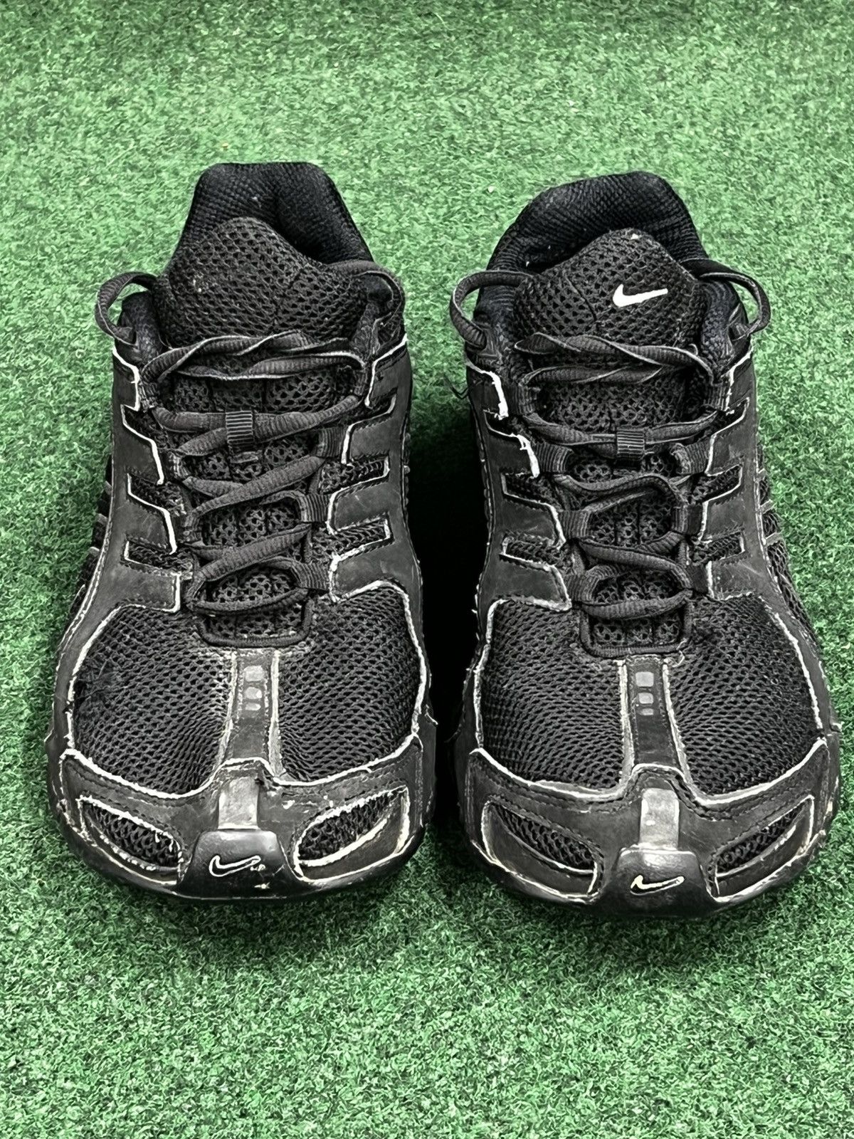 Nike 2011 Nike Shox Navina Triple Black Size US 6 / EU 39 - 2 Thumbnail