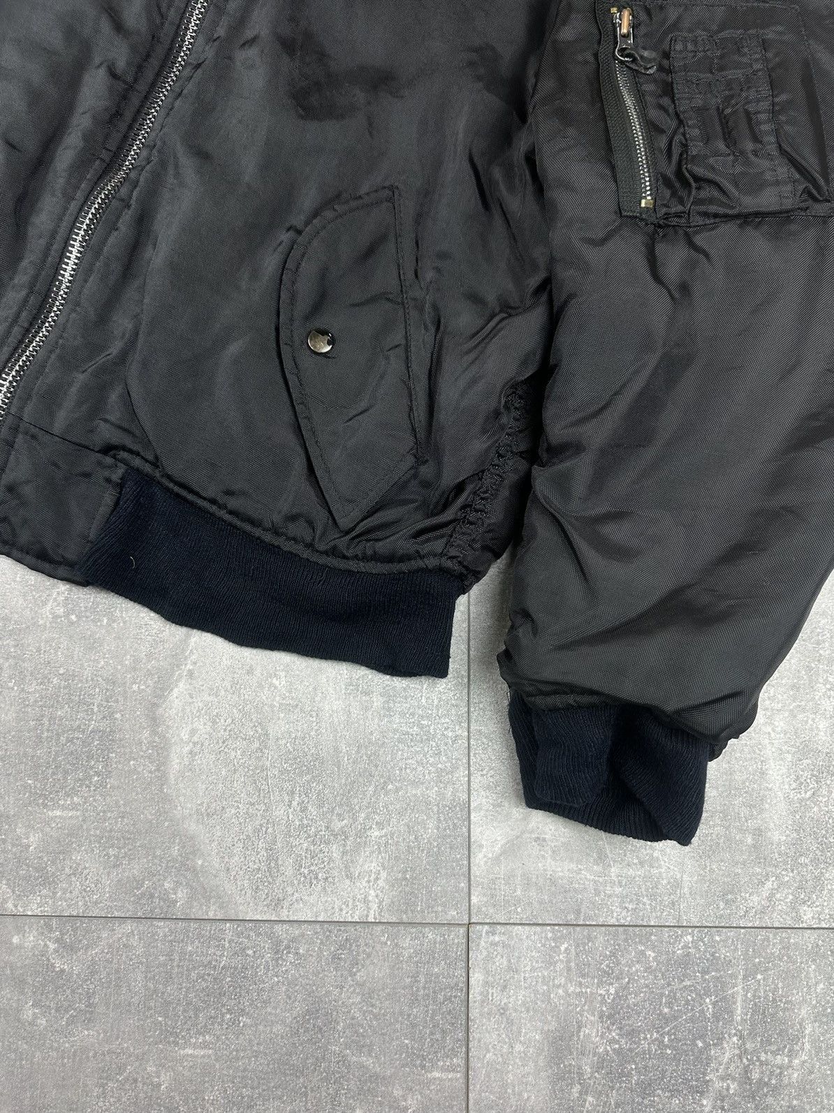 Other Cobles Type MA1 Bomber Flyers Jacket Size US XL / EU 56 / 4 - 2 Thumbnail