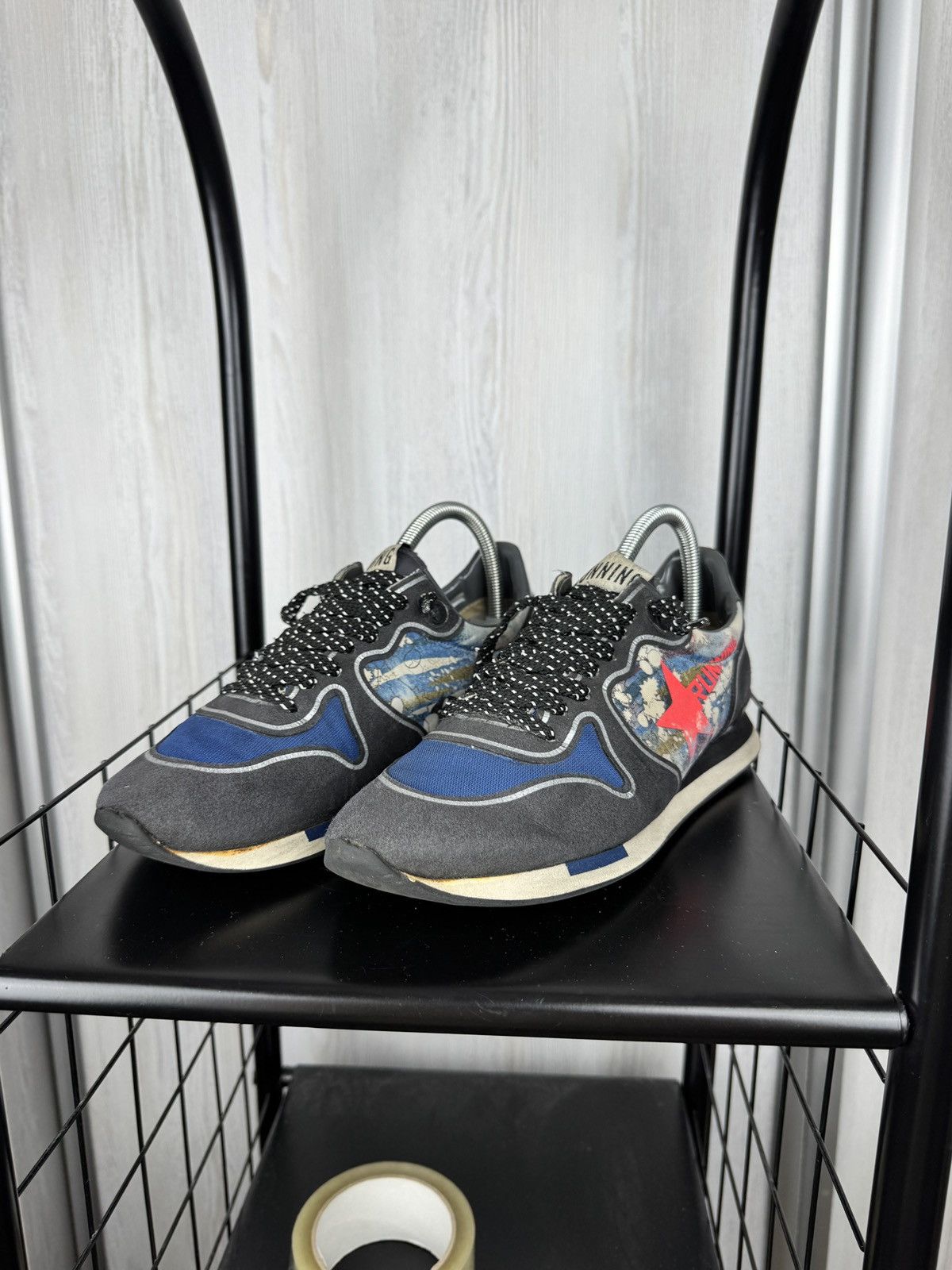 Golden Goose Golden Goose RUNNING Womens Low Cut Sneakers Pop Art Pattern Size US 10 / IT 40 - 7 Thumbnail