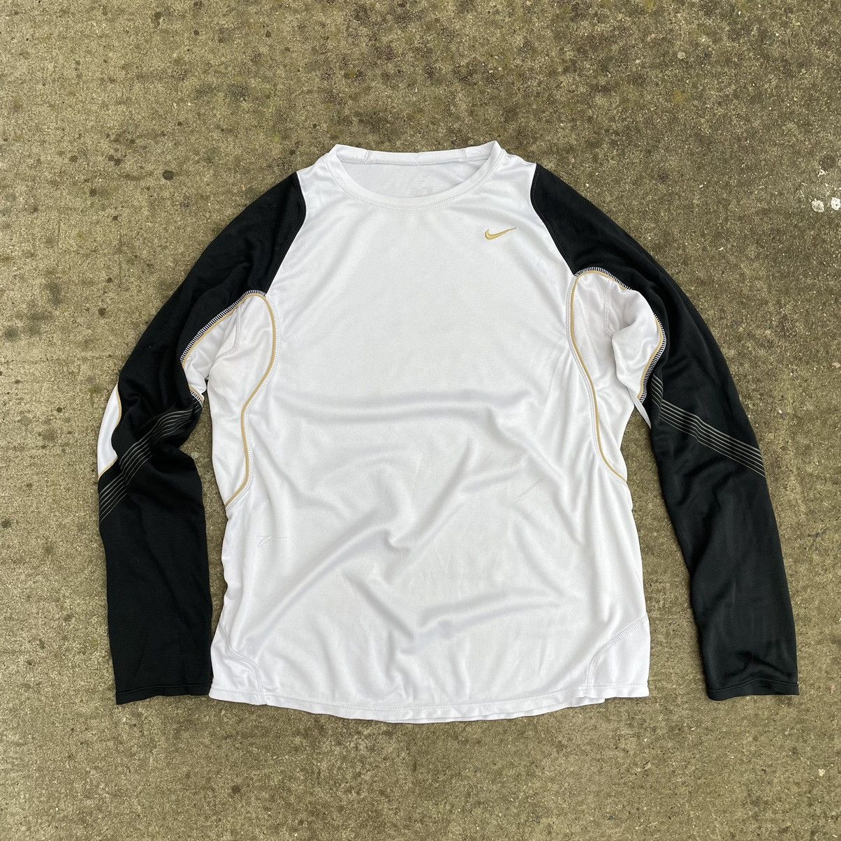 Issey Miyake Vintage Long-sleeve T-shirts Nike Y2K 90s USA Japan Size US M / EU 48-50 / 2 - 11 Thumbnail