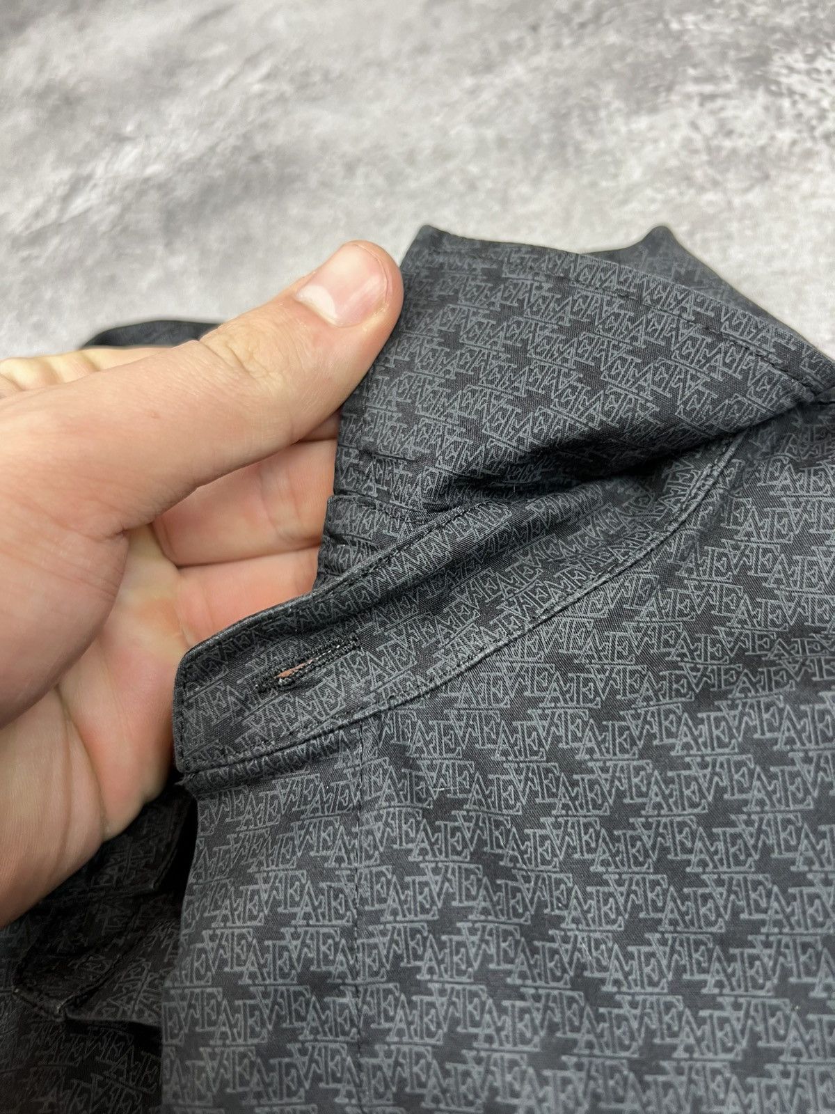 Emporio Armani Emporio Armani Black Monogrammed Shirt Button Mens Size US S / EU 44-46 / 1 - 4 Thumbnail
