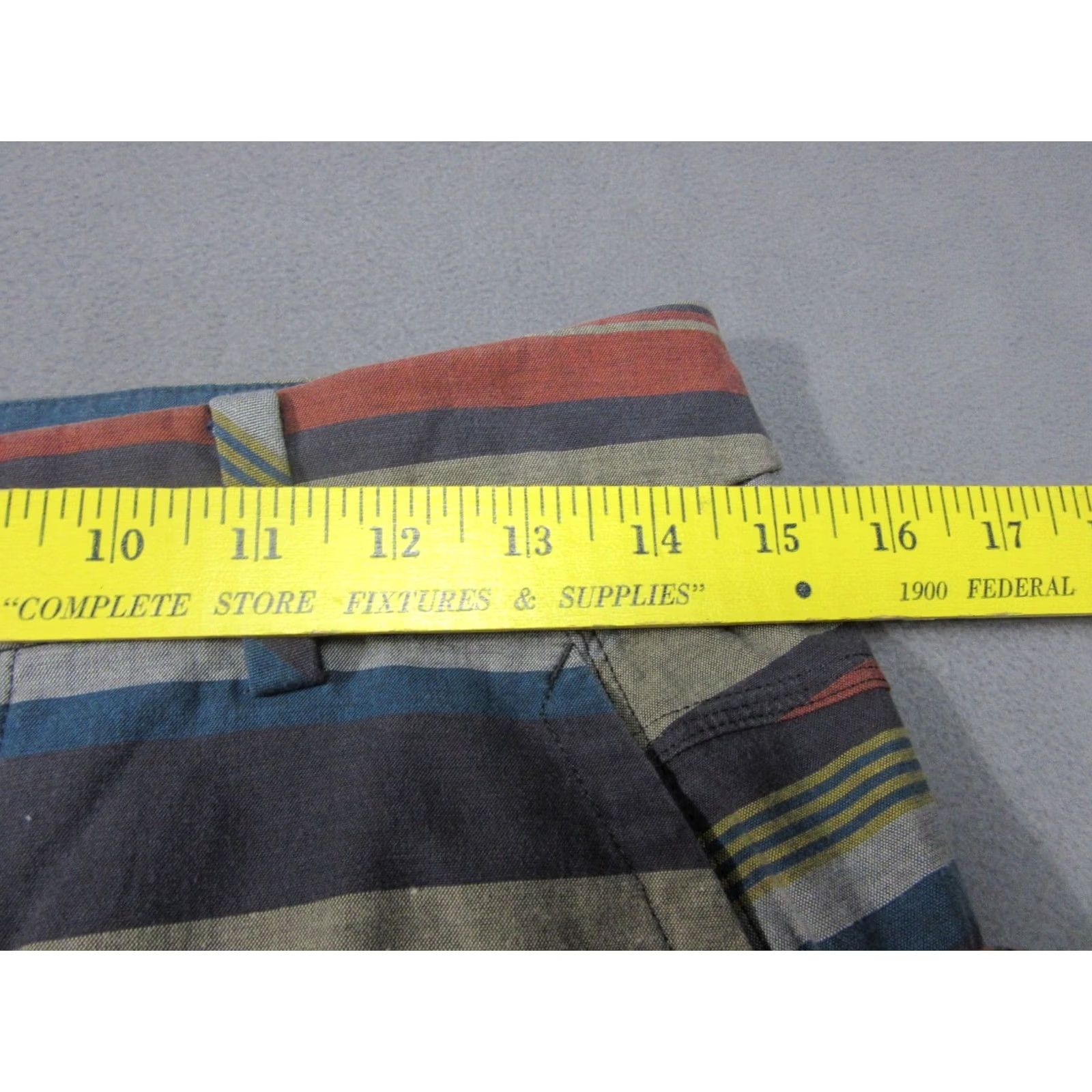 Lululemon Lululemon Shorts Mens 28 Multicolor Striped Casual Activewear Pockets Zip Fly Size US 28 / EU 44 - 3 Thumbnail