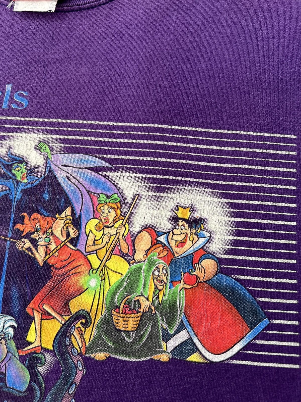 Disney Vintage 90s Disney Villains Bad Girls Cartoon Movie T-shirt Size US S / EU 44-46 / 1 - 6 Thumbnail