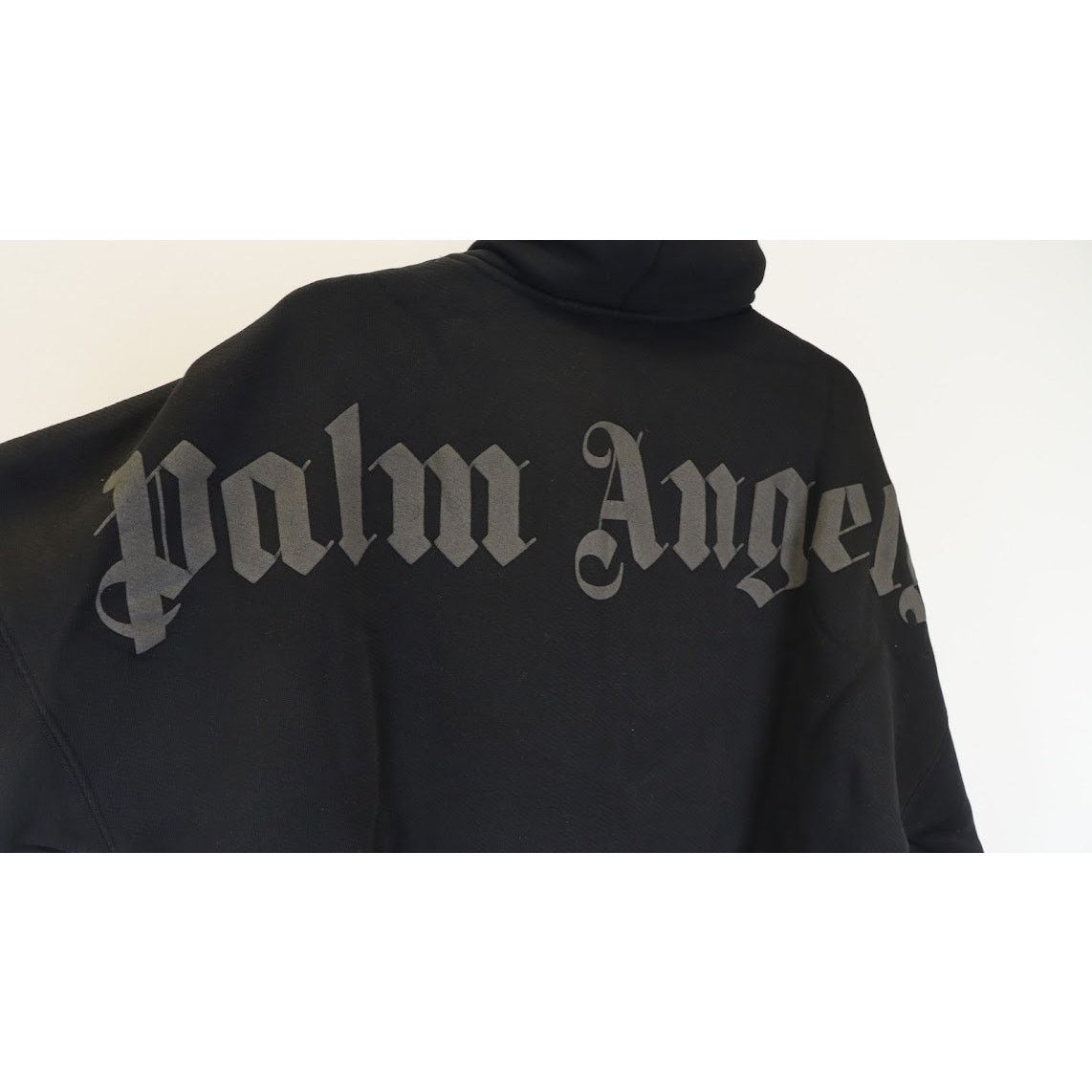 Palm Angels o1rshd1 Classic Logo Over Hoody in Black Size US S / EU 44-46 / 1 - 10 Thumbnail