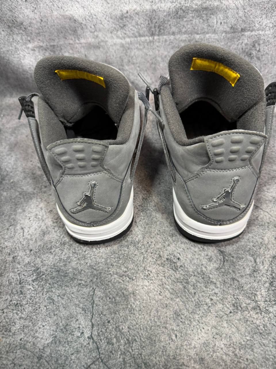 Jordan Brand Size 9.5 | Jordan 4 Cool Grey No Box | Pre-Owned Size US 9.5 / EU 42-43 - 3 Thumbnail