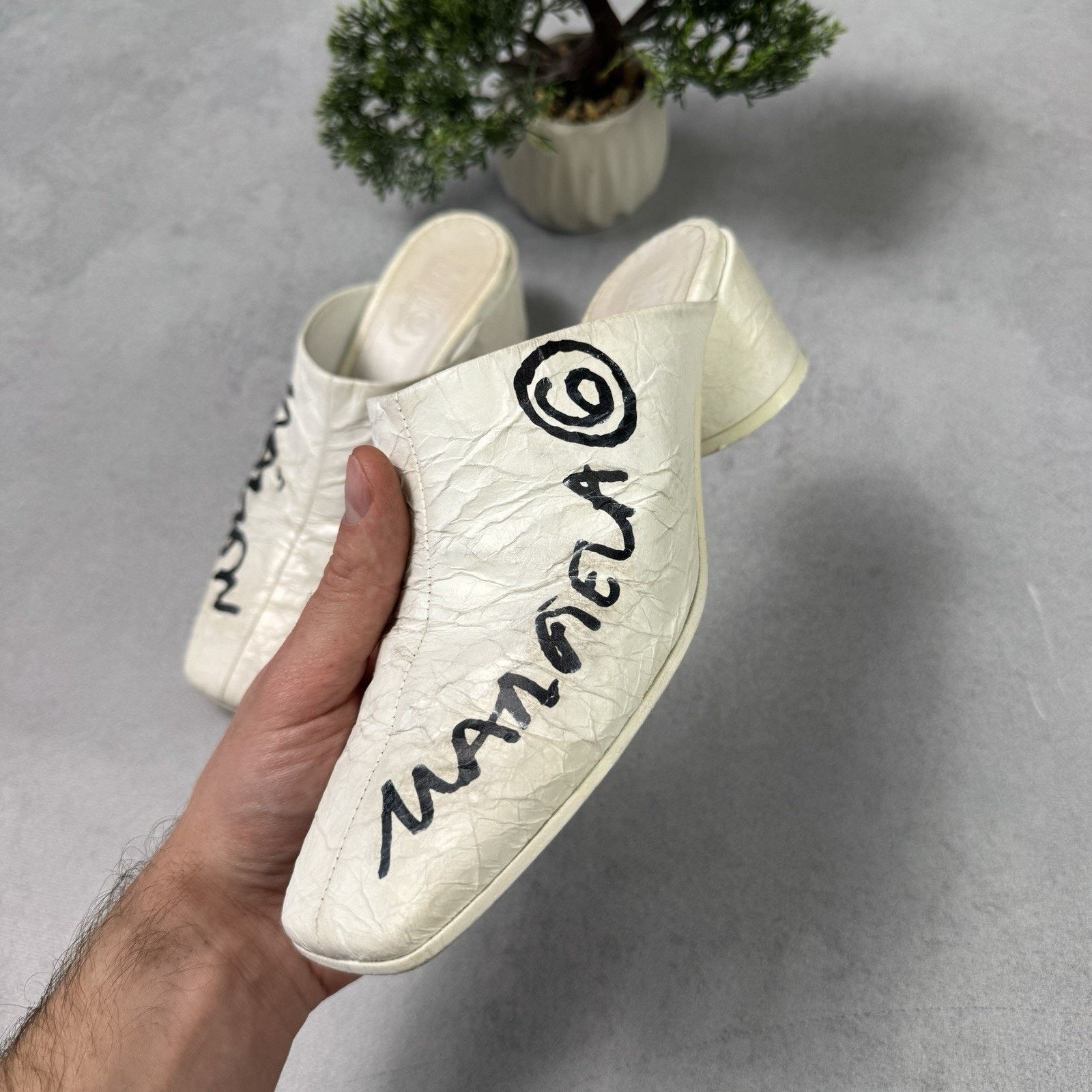 Maison Margiela Maison Margiela MM6 Mules White Size 37 Clogs US 7 Size US 7 / IT 37 - 3 Thumbnail