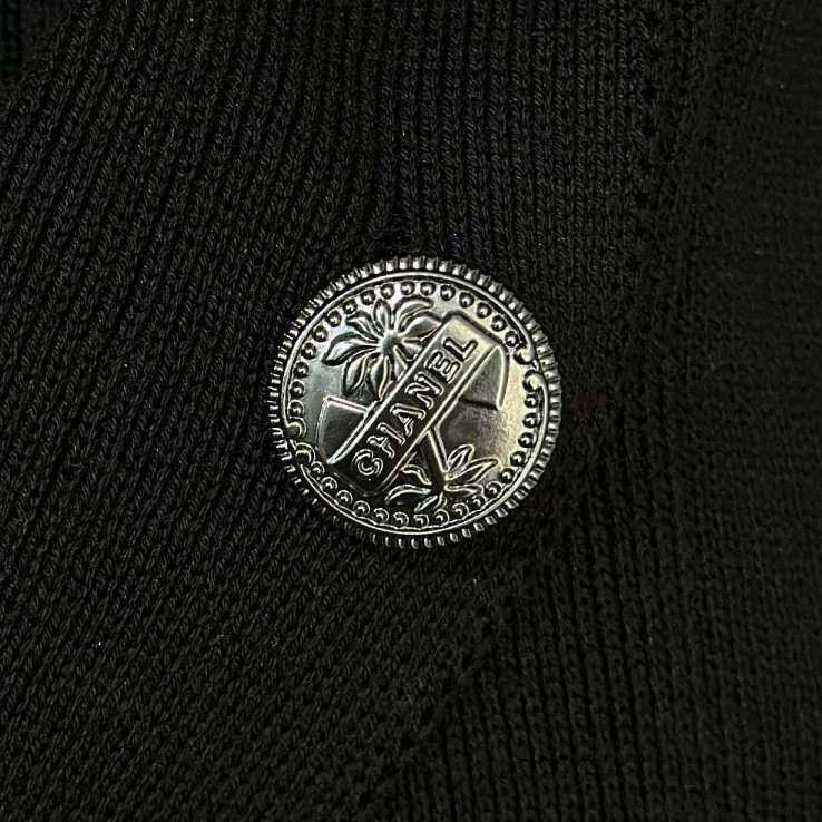 Chanel Chanel Embroidered pattern silver buckle cardigan jacket 25 Size XS / US 0-2 / IT 36-38 - 5 Thumbnail