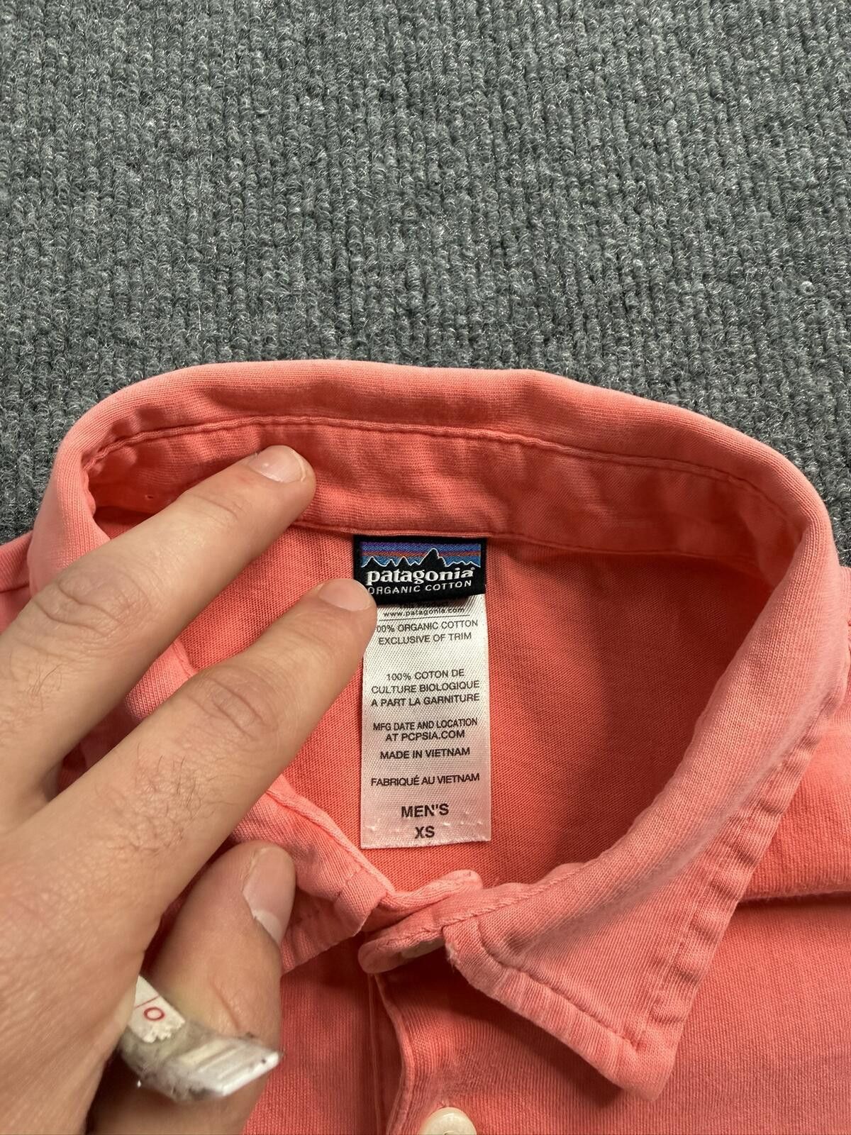Patagonia Patagonia Organic Cotton Mens XS Pink Faded Polo Shark Logo Size US XS / EU 42 / 0 - 4 Thumbnail
