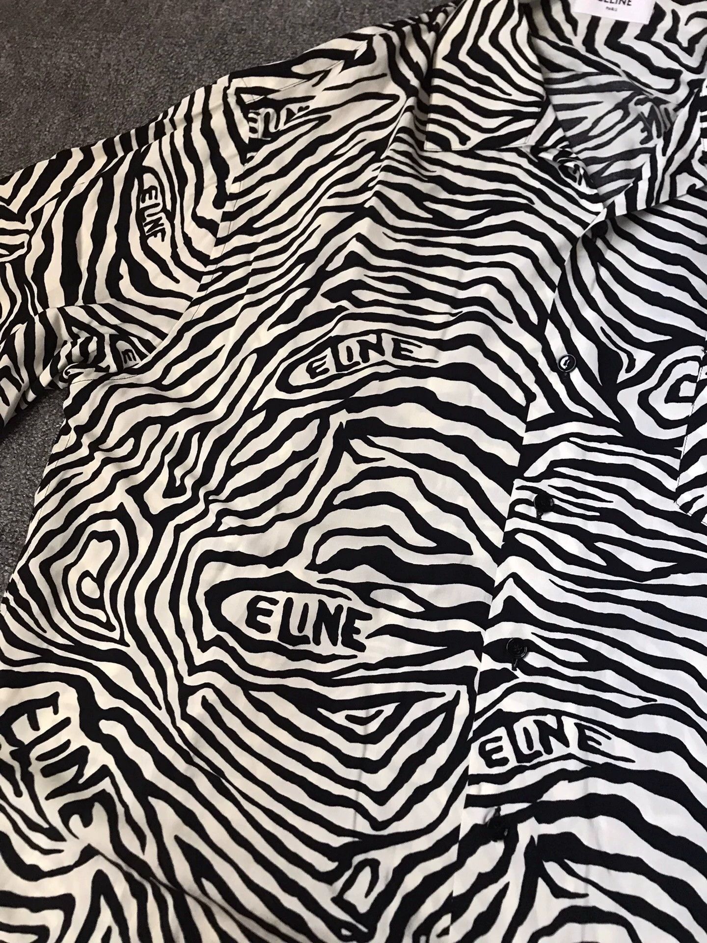 Celine Celine zebra print lettering short-sleeve shirt 40 Size US XXS / EU 40 - 5 Thumbnail