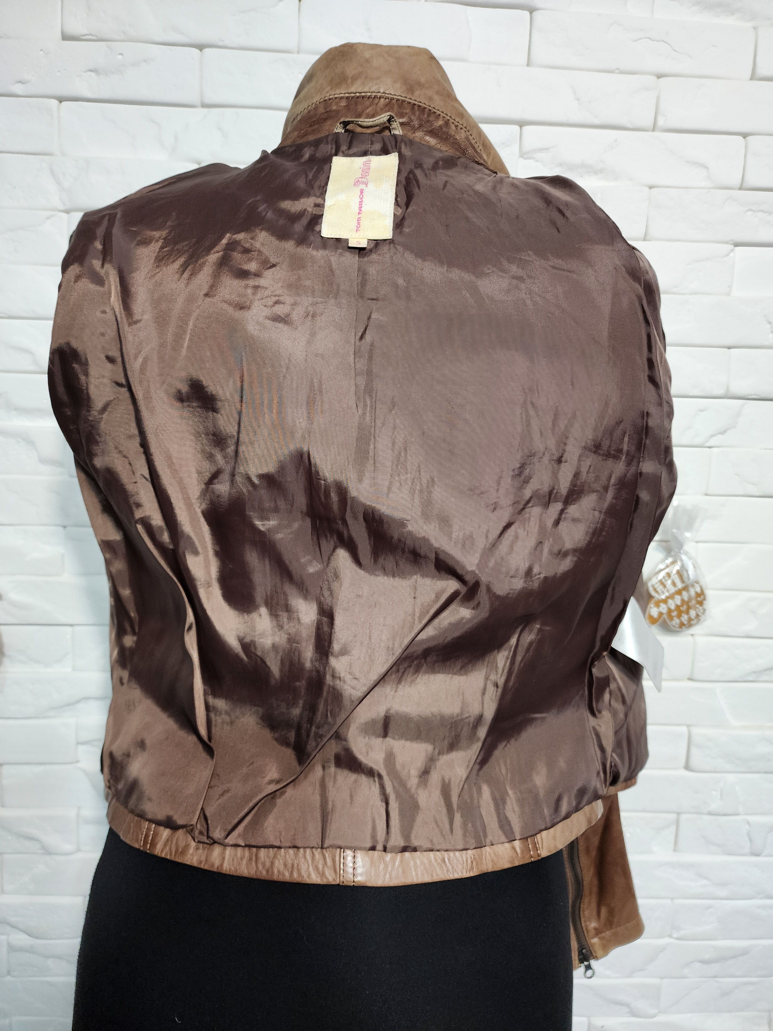Tommy Hilfiger Brown Leather Sports Jacket: Women's Zip-Up Moto Size S / US 4 / IT 40 - 8 Thumbnail
