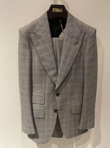 Tom Ford o1w1db10824 Atticus Fit Wool Jacket in Grey Size US XL / EU 56 / 4 - 1 Thumbnail