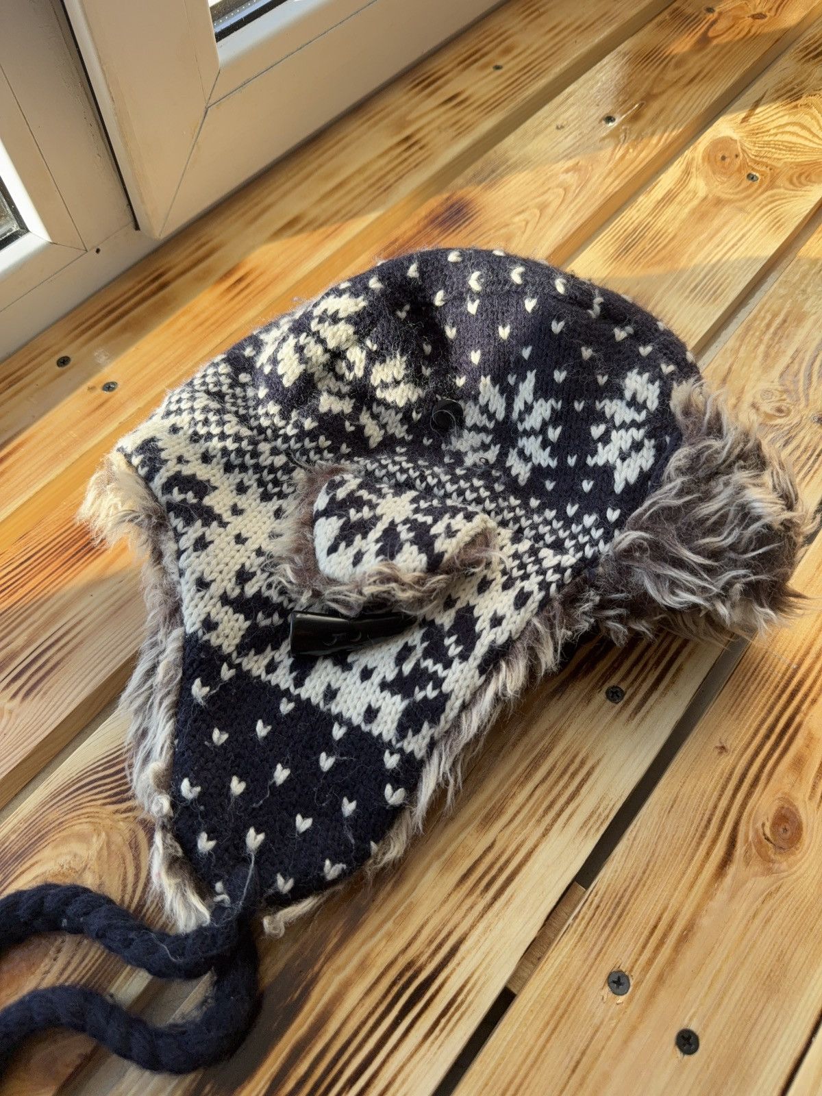 Le Grande Bleu (L.G.B.) Vintage Y2K Fuzzy Fur Ushanka Hat if six was nine LGB Style Size ONE SIZE - 5 Thumbnail
