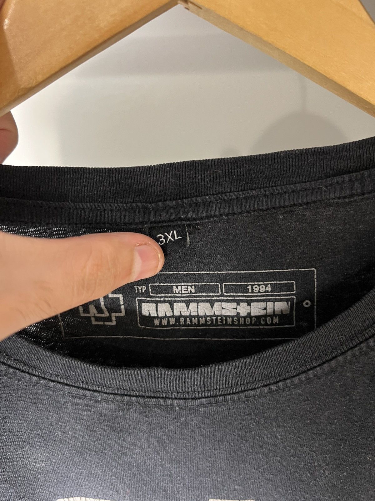 Band Tees VINTAGE RAMMSTEIN WORLD TOUR ROCK T-SHIRT RETRO METAL 90s Size US XXL / EU 58 / 5 - 5 Thumbnail