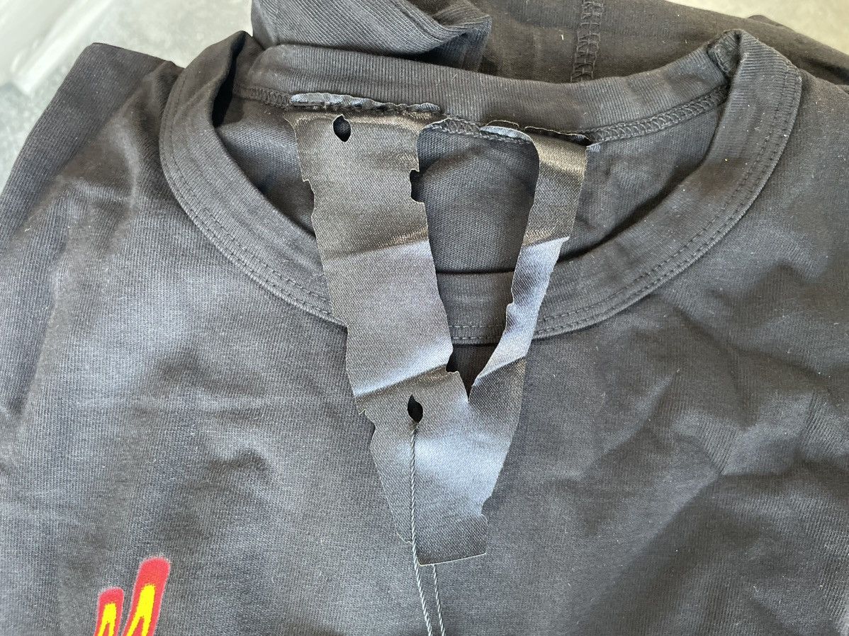 Vlone Vione Devil Spit T-shirt Size US XL / EU 56 / 4 - 6 Thumbnail