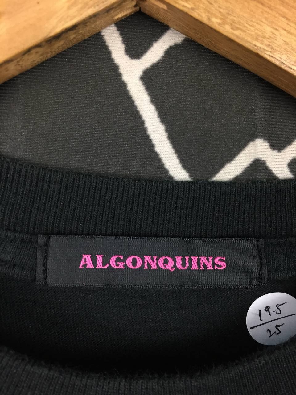Japanese Brand Algonquins Japan Skull Bunny Bone Font Gothic Punk Tee Size US M / EU 48-50 / 2 - 6 Thumbnail