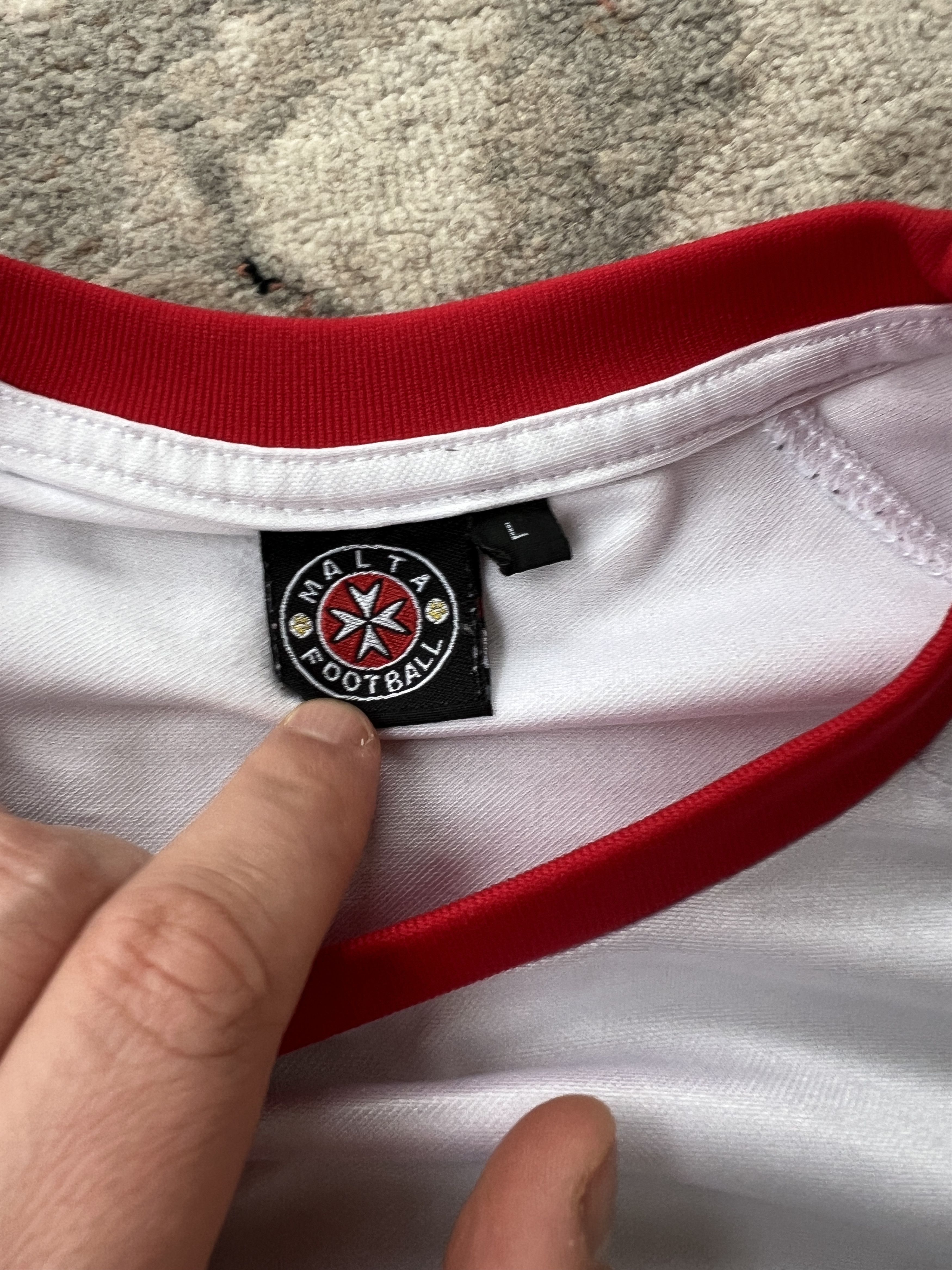 Vintage Malta Football Vintage Jersey Size US L / EU 52-54 / 3 - 6 Thumbnail
