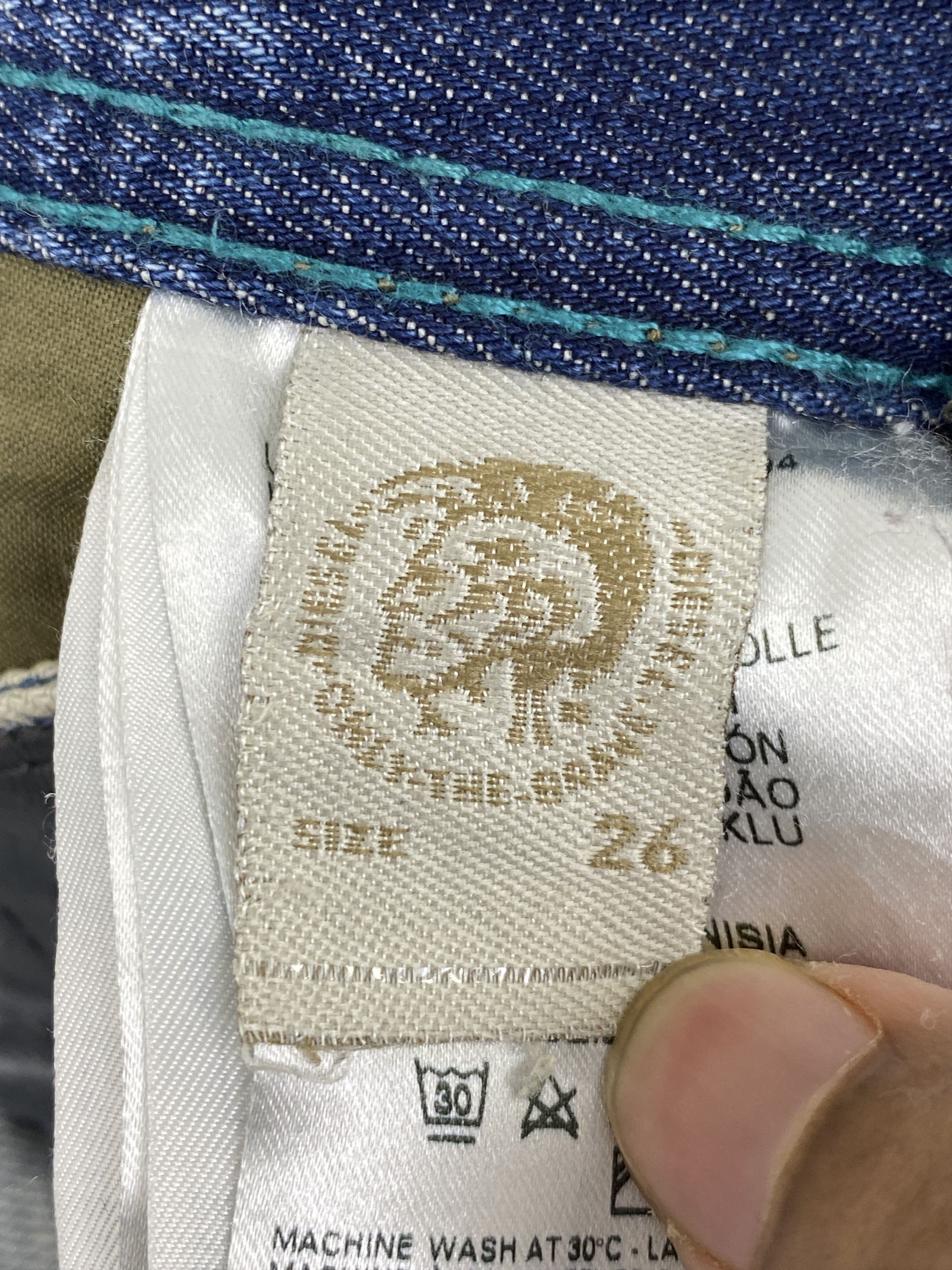 Diesel × Vintage Vintage Diesel Distressed Light Washed Slim Fit Jeans Size US 28 / EU 44 - 6 Thumbnail