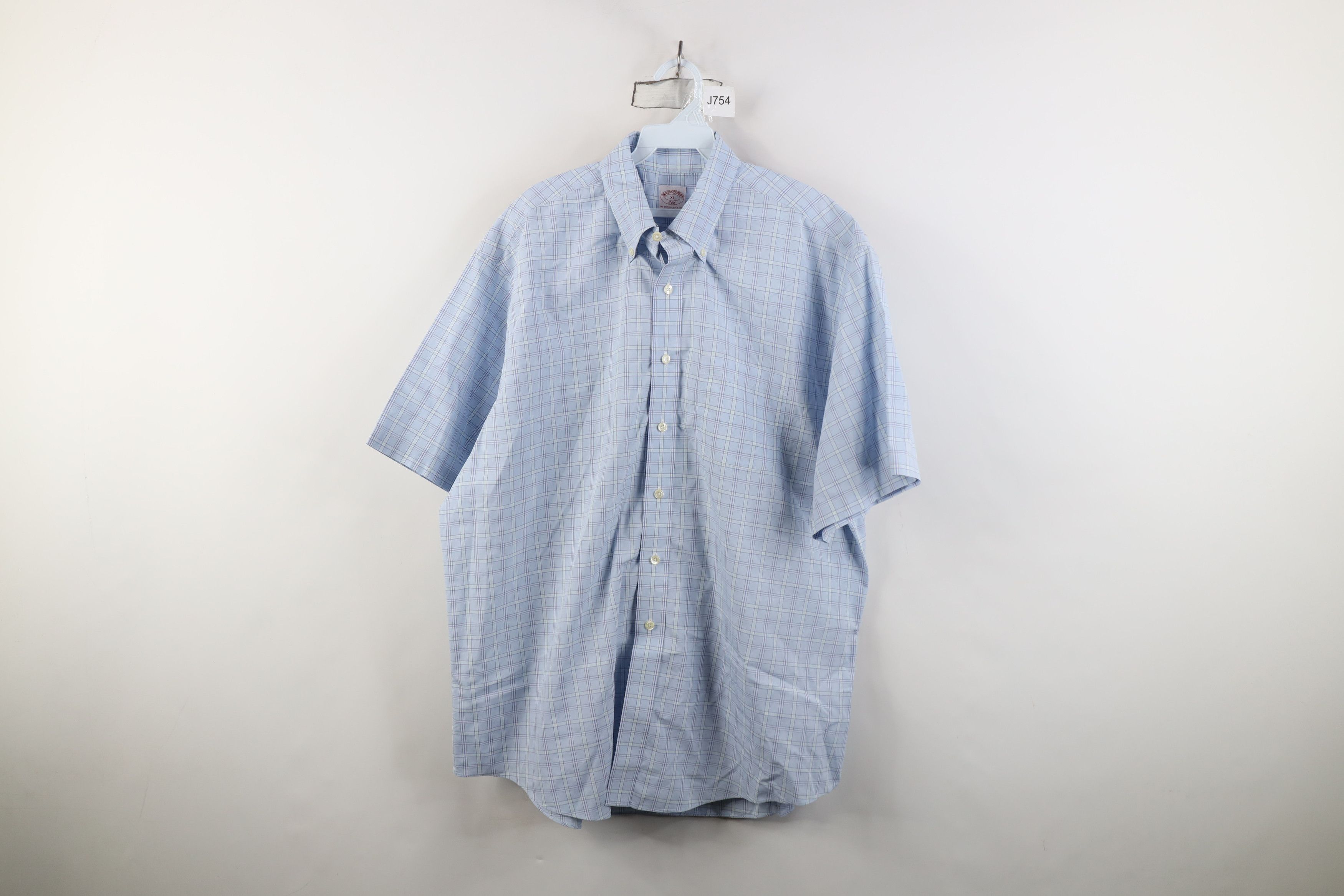 Brooks Brothers Vintage 90s Brooks Brothers Short Sleeve Button Down Shirt Size US XL / EU 56 / 4 - 1 Thumbnail