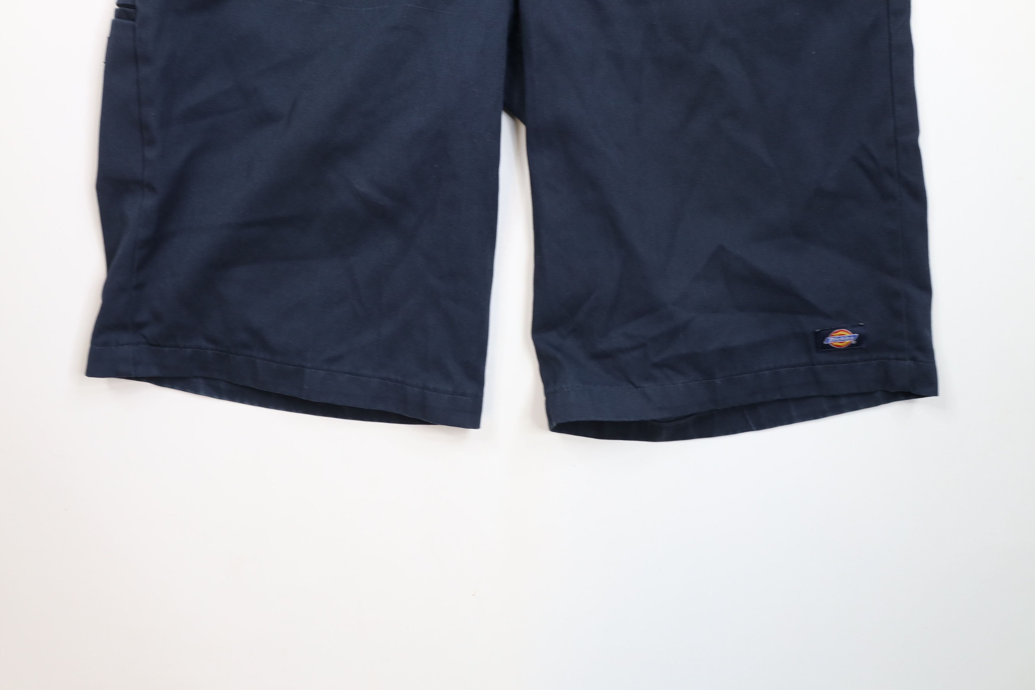 Dickies × Vintage Vintage Dickies Spell Baggy Loose Fit Workwear Shorts Blue Size US 36 / EU 52 - 4 Thumbnail