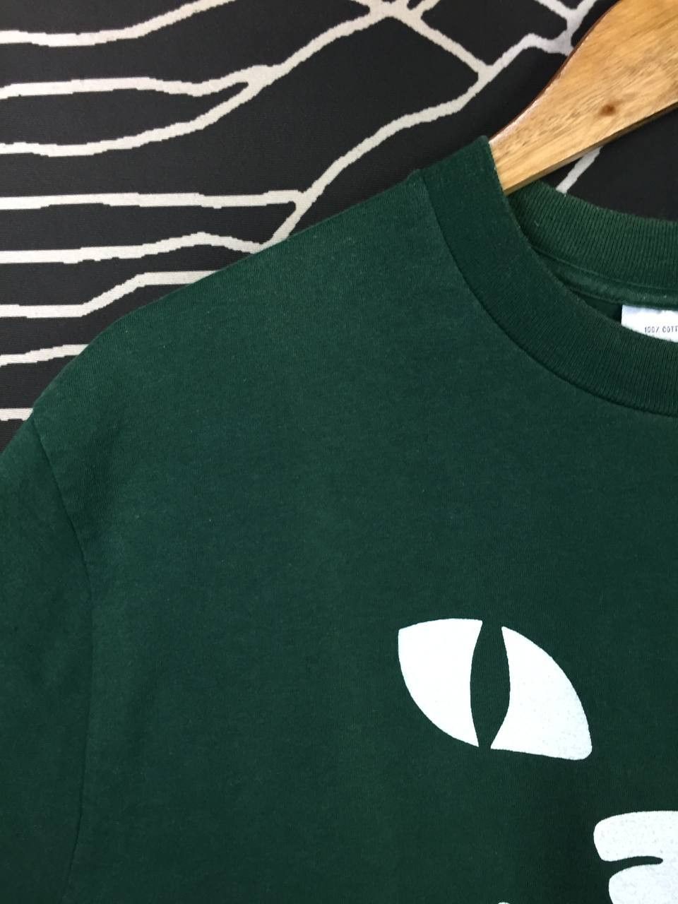 Vintage Vtg 90s SARO Milano Made in Scotland Cat Graphic Tee Size US M / EU 48-50 / 2 - 4 Thumbnail