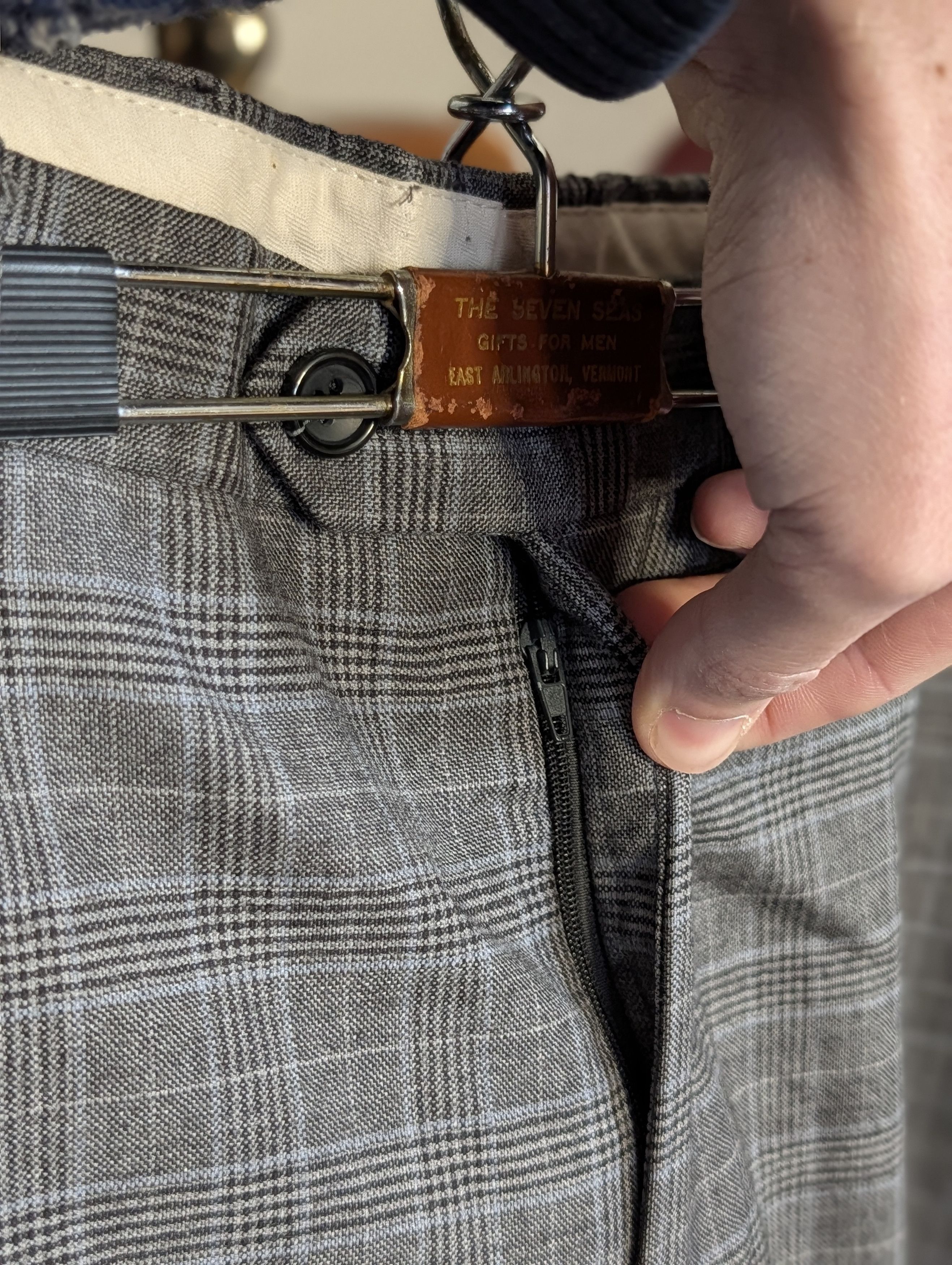 Brooks Brothers 1818 Fitzgerald made in Italy gray plaid 2pc suit 42L Size 42L - 9 Thumbnail