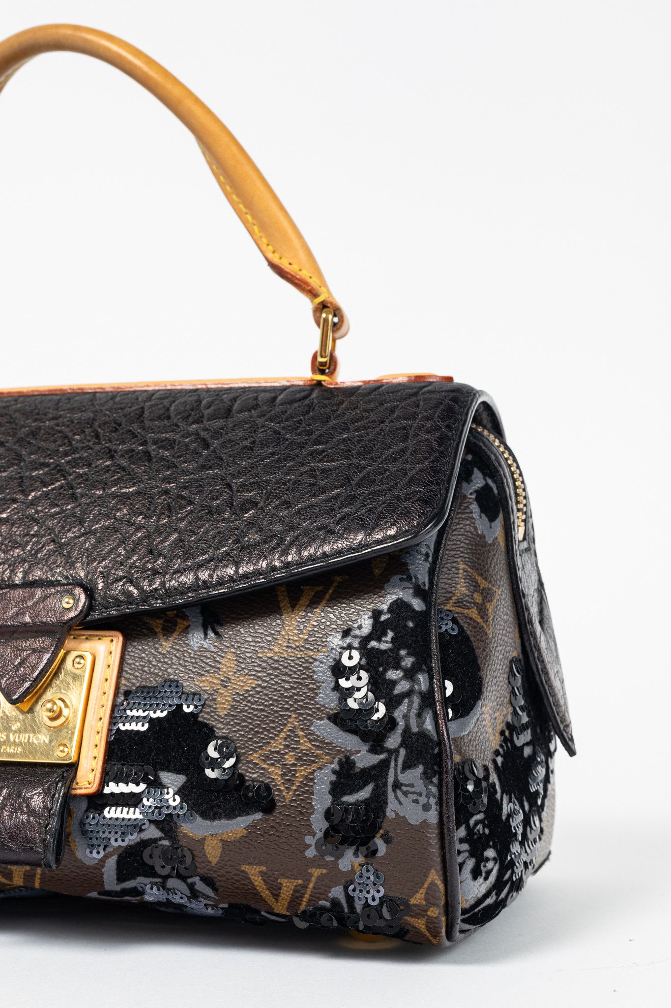 Louis Vuitton Louis Vuitton AW10 Carrousel Monogram Fleur de Jais Handbag Size ONE SIZE - 7 Thumbnail