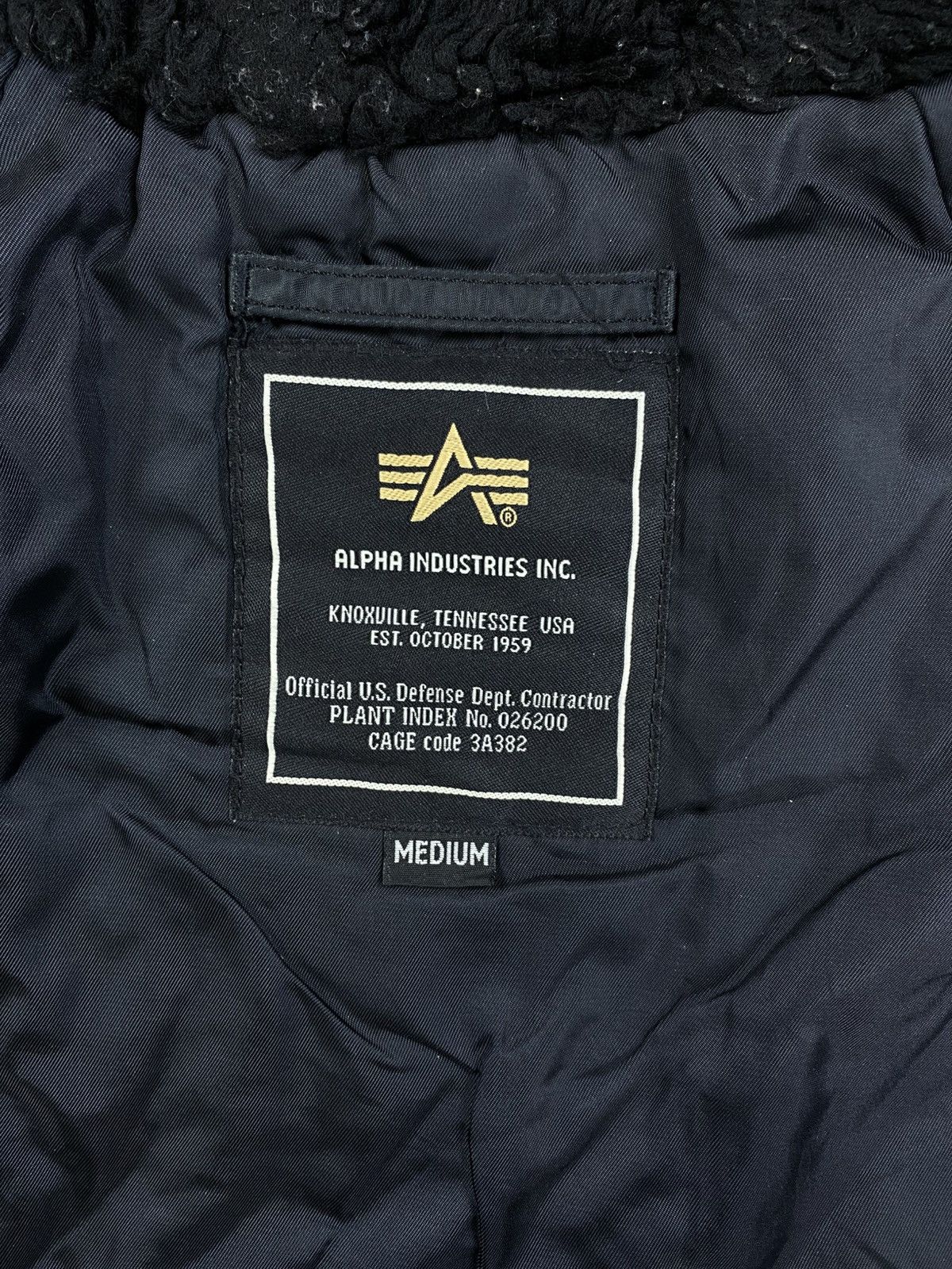 Alpha Industries Vintage Alpha Industries Premium Black Parka Jacket Size US XL / EU 56 / 4 - 11 Thumbnail