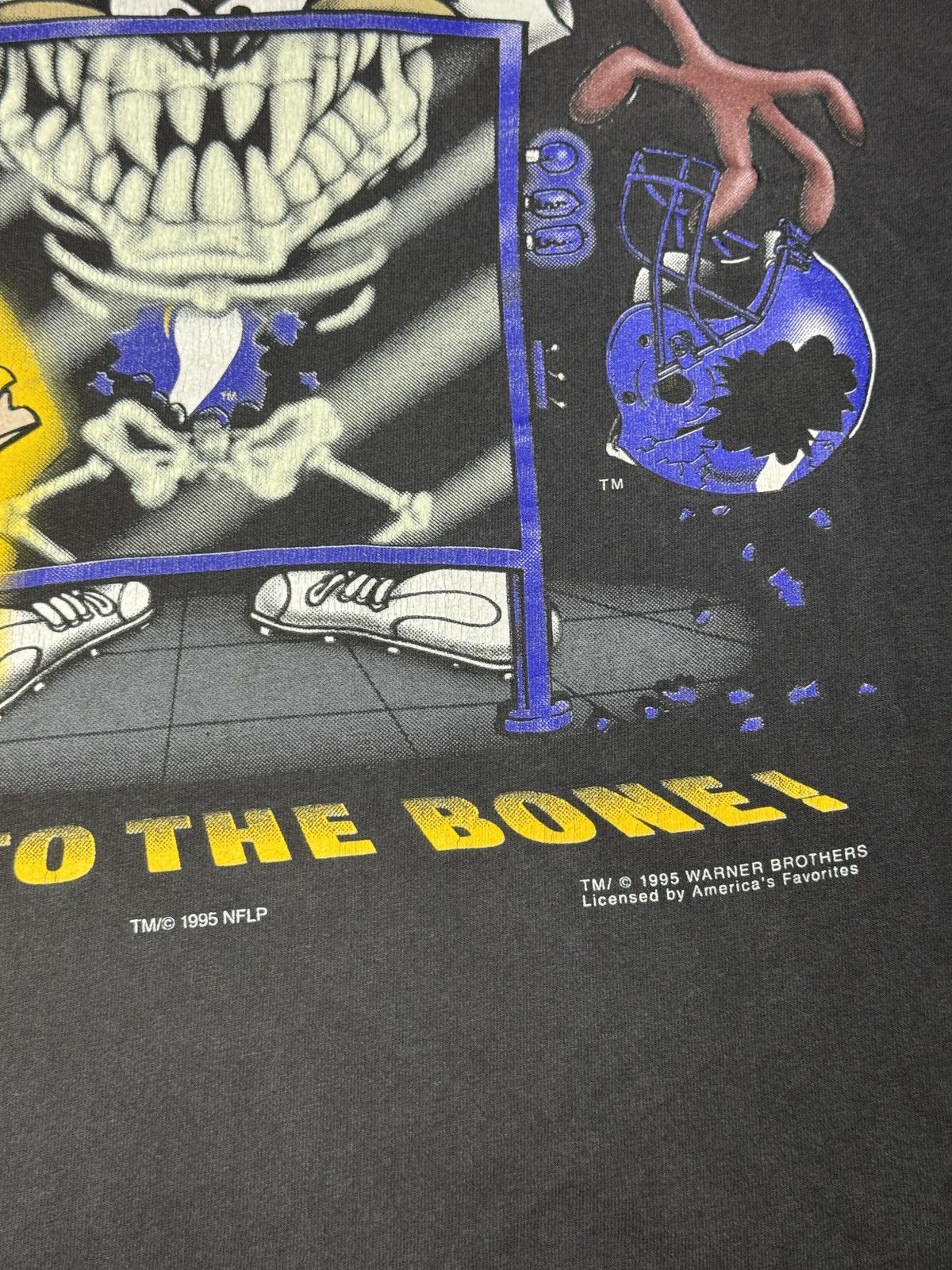Vintage Vtg 90s Minnesota Vikings Bad To The Bone RARE Taz T Shirt Size US L / EU 52-54 / 3 - 5 Thumbnail