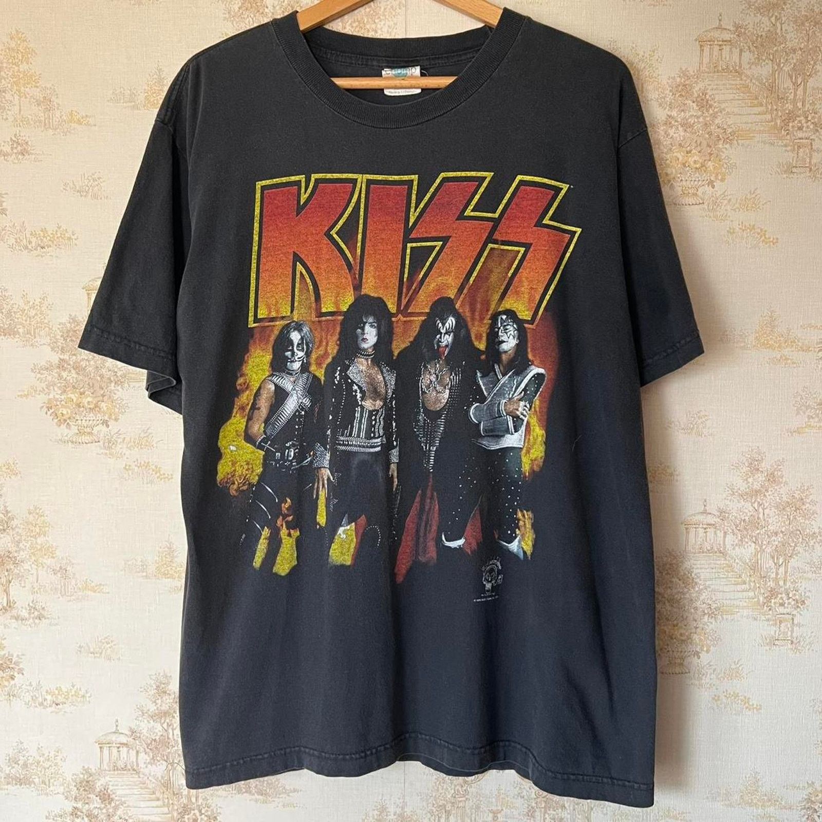 Vintage Vintage 1996 Kiss Alive/Worldwide Tour T-Shirt | Size Large Size US L / EU 52-54 / 3 - 1 Thumbnail