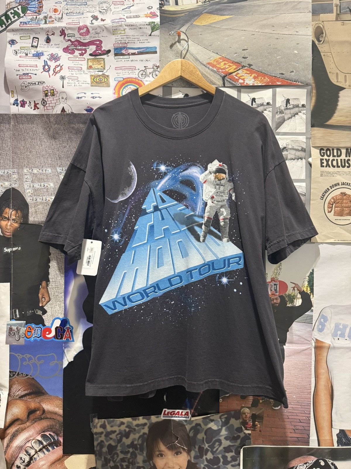 Kid Cudi Kid Cudi To The Moon Tour Size US XL / EU 56 / 4 - 1 Thumbnail