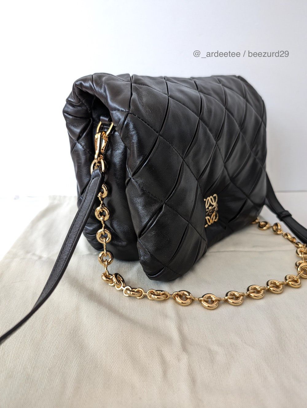 Loewe *NEW* GOYA LEATHER PUFFER PLEATED BAG BLACK $4,700 Size ONE SIZE - 12 Thumbnail