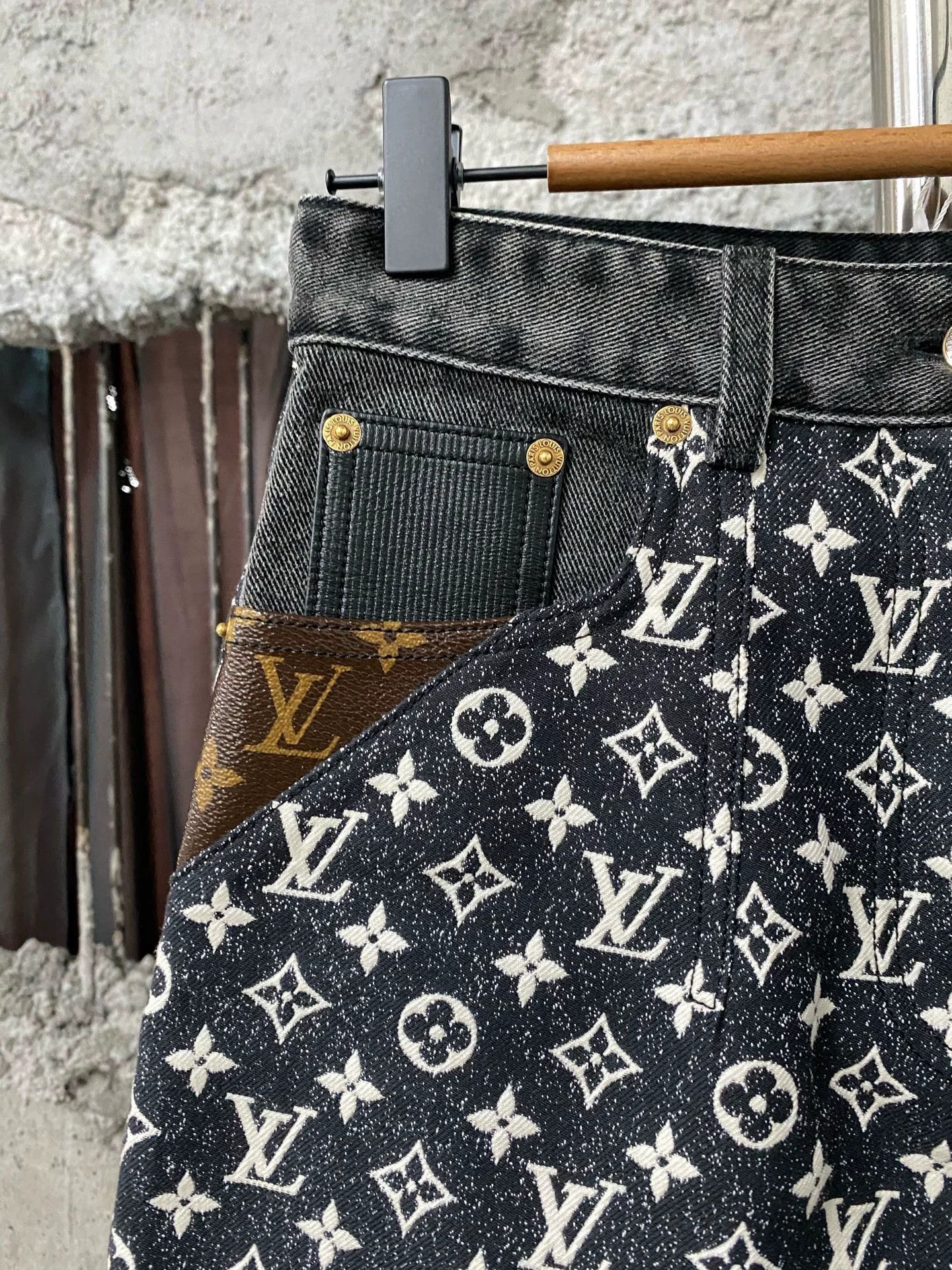 Louis Vuitton Louis Vuitton Monogram Slim Fit Jeans - Size 36 - New Size 36" / US 14 / IT 50 - 5 Thumbnail