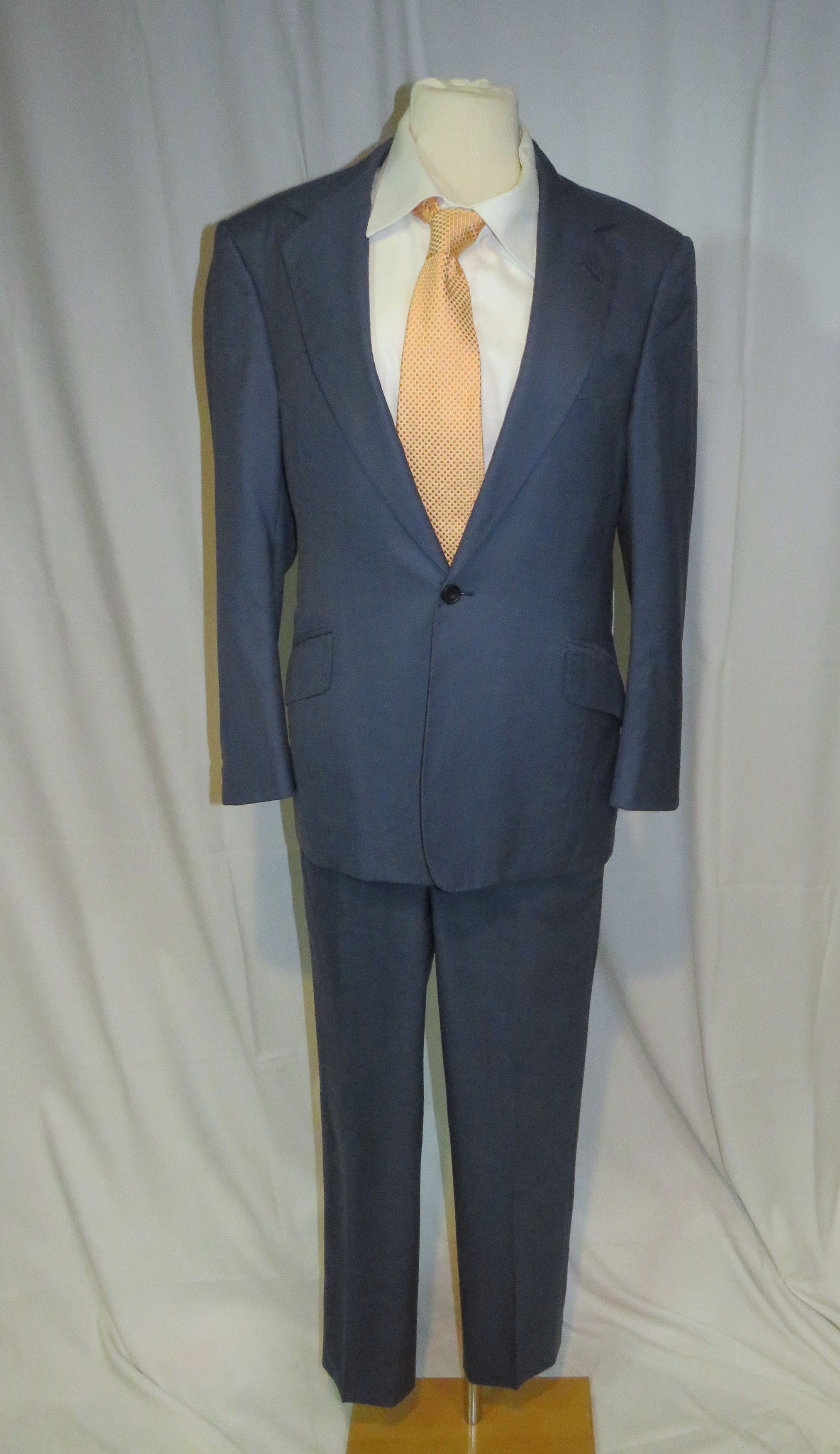 Huntsman Bespoke 2022 Solid Blue One Button Suit 34S Size 34S - 1 Thumbnail