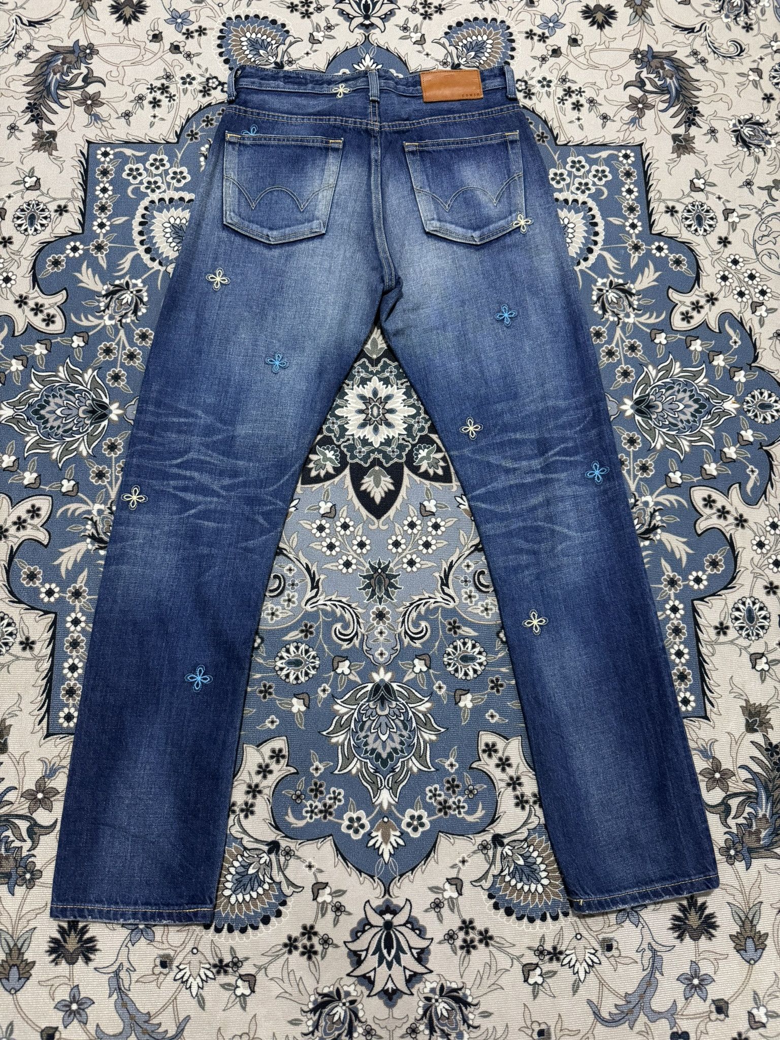 Beauty Beast × Edwin × Japanese Brand Japanese Brand Edwin Embroider Denim Tear Selvadge Jeans Size US 30 / EU 46 - 2 Thumbnail